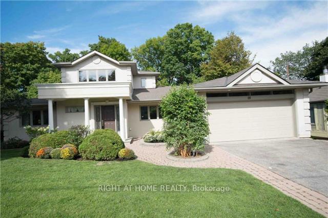 Photo 1 of 28 Restwell Crescent, North York, Bayview Village — HOMEH