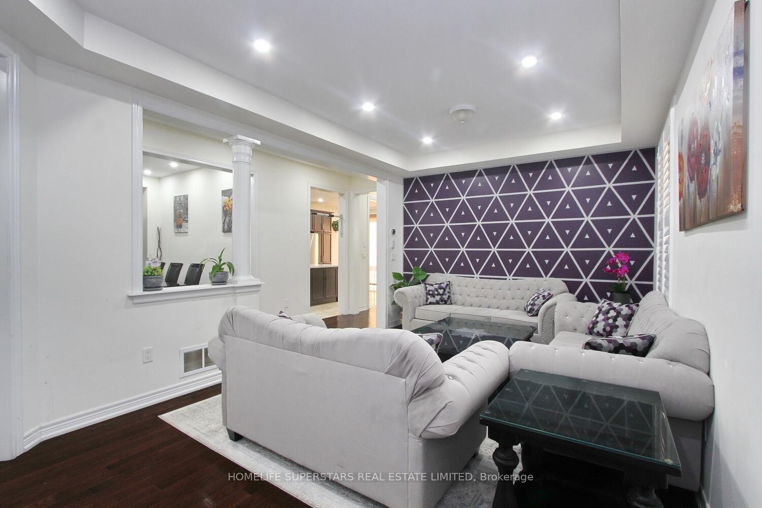 Photo 6 of 32 Speedwell Street, Brampton, Credit Valley — HOMEH