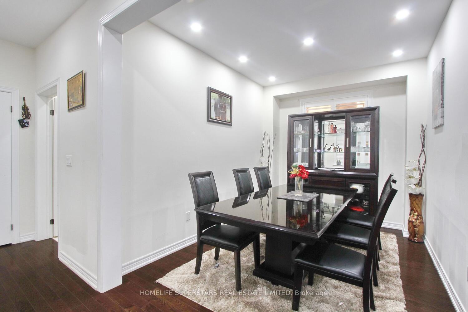 Photo 7 of 32 Speedwell Street, Brampton, Credit Valley — HOMEH