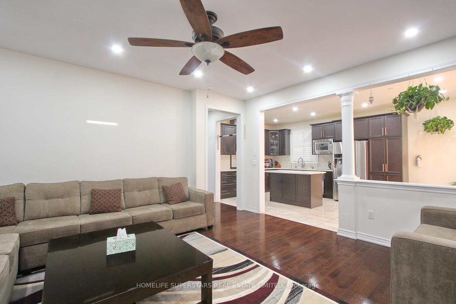 Photo 10 of 32 Speedwell Street, Brampton, Credit Valley — HOMEH
