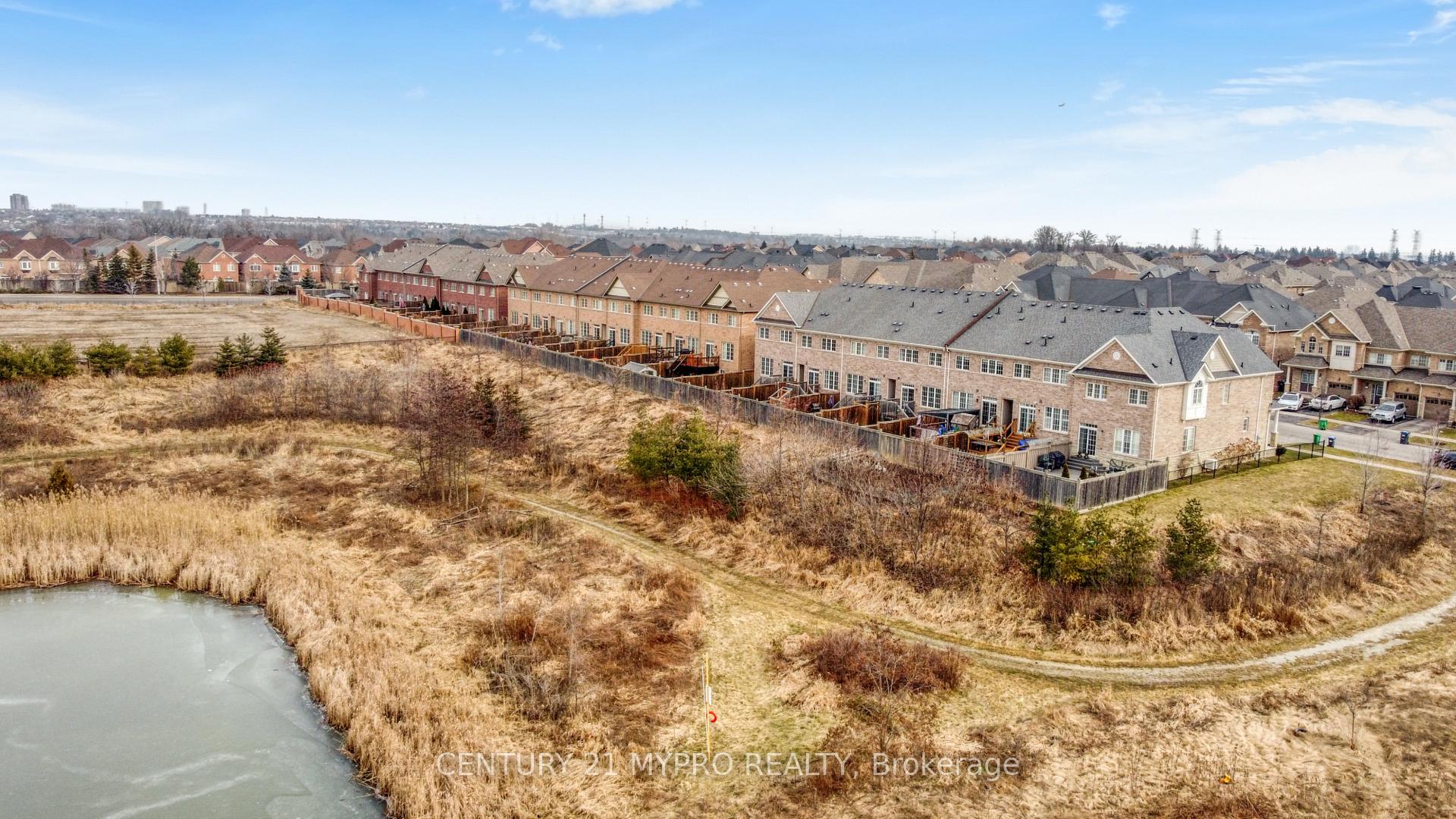 Photo 29 of 36 Coastline Drive, Brampton, Bram West — HOMEH