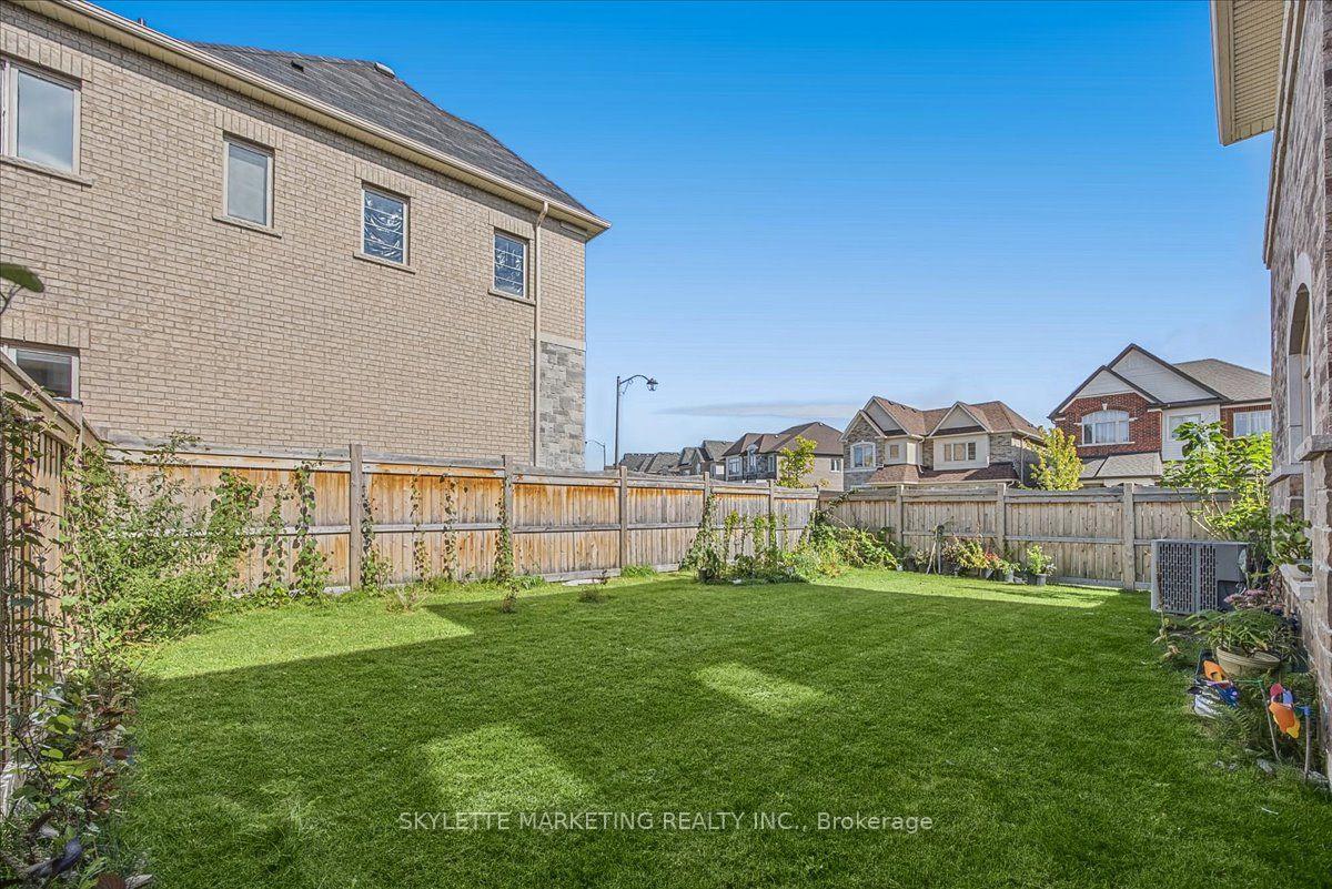 Photo 27 of 1 Cranley Road, East Gwillimbury, Sharon — HOMEH