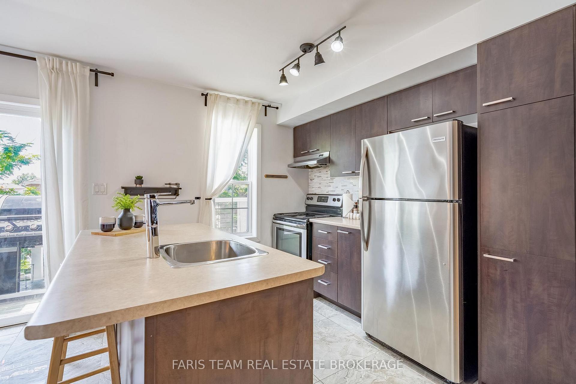 Photo 5 of Unit 26, 91 Coughlin Road, Barrie, Holly — HOMEH