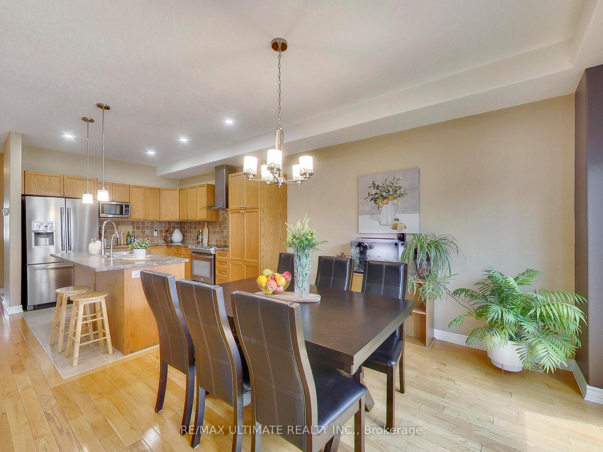 Photo 10 of 152 Gray Avenue, New Tecumseth, Alliston — HOMEH