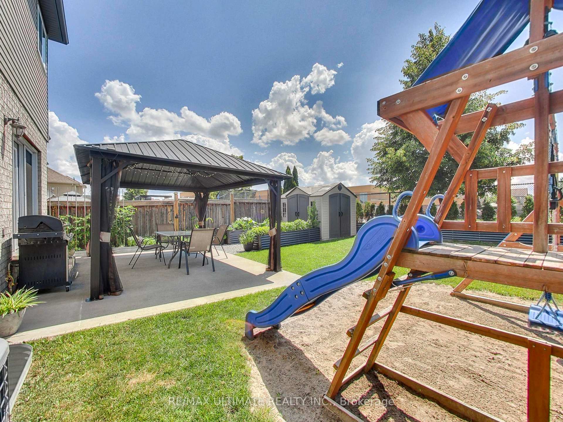Photo 37 of 152 Gray Avenue, New Tecumseth, Alliston — HOMEH