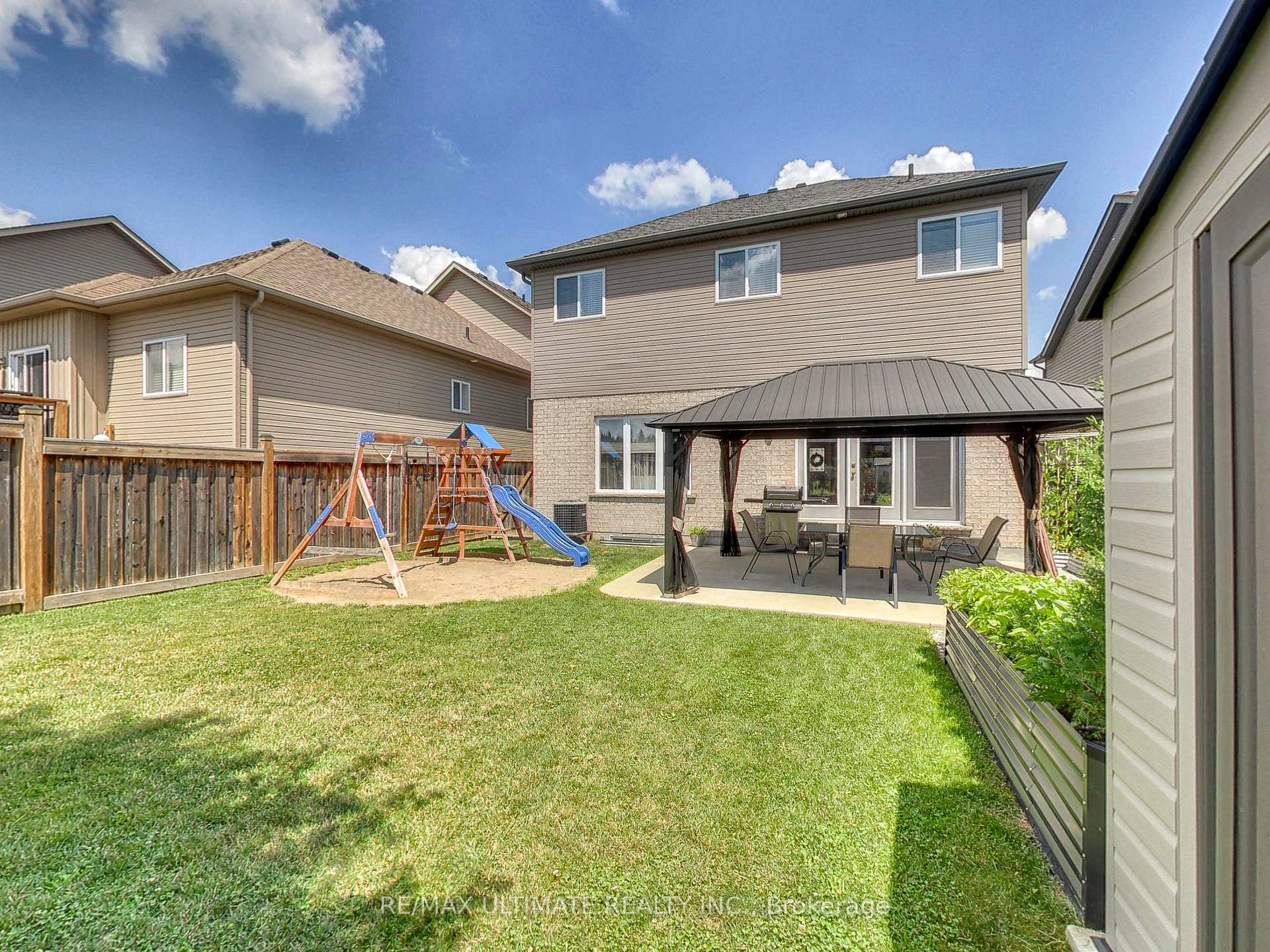 Photo 41 of 152 Gray Avenue, New Tecumseth, Alliston — HOMEH