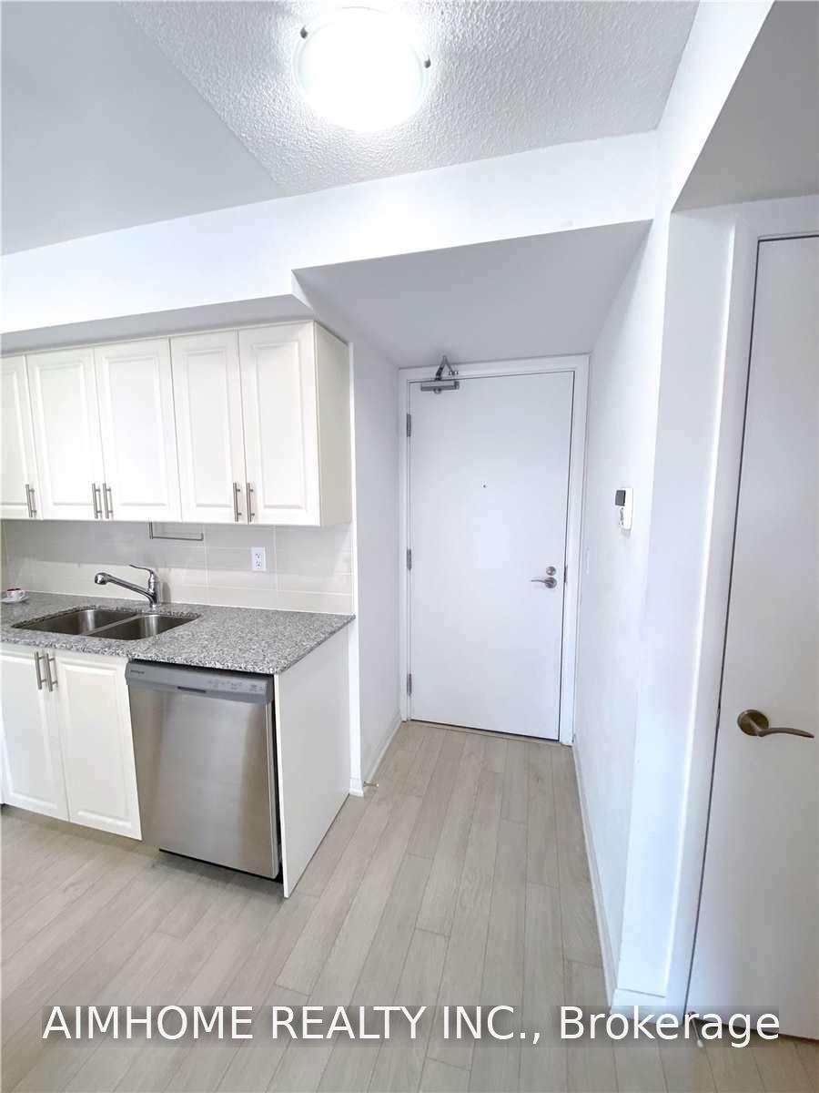 Photo 7 of Unit 1010, 3091 Dufferin Street, North York, Yorkdale-Glen Park — HOMEH