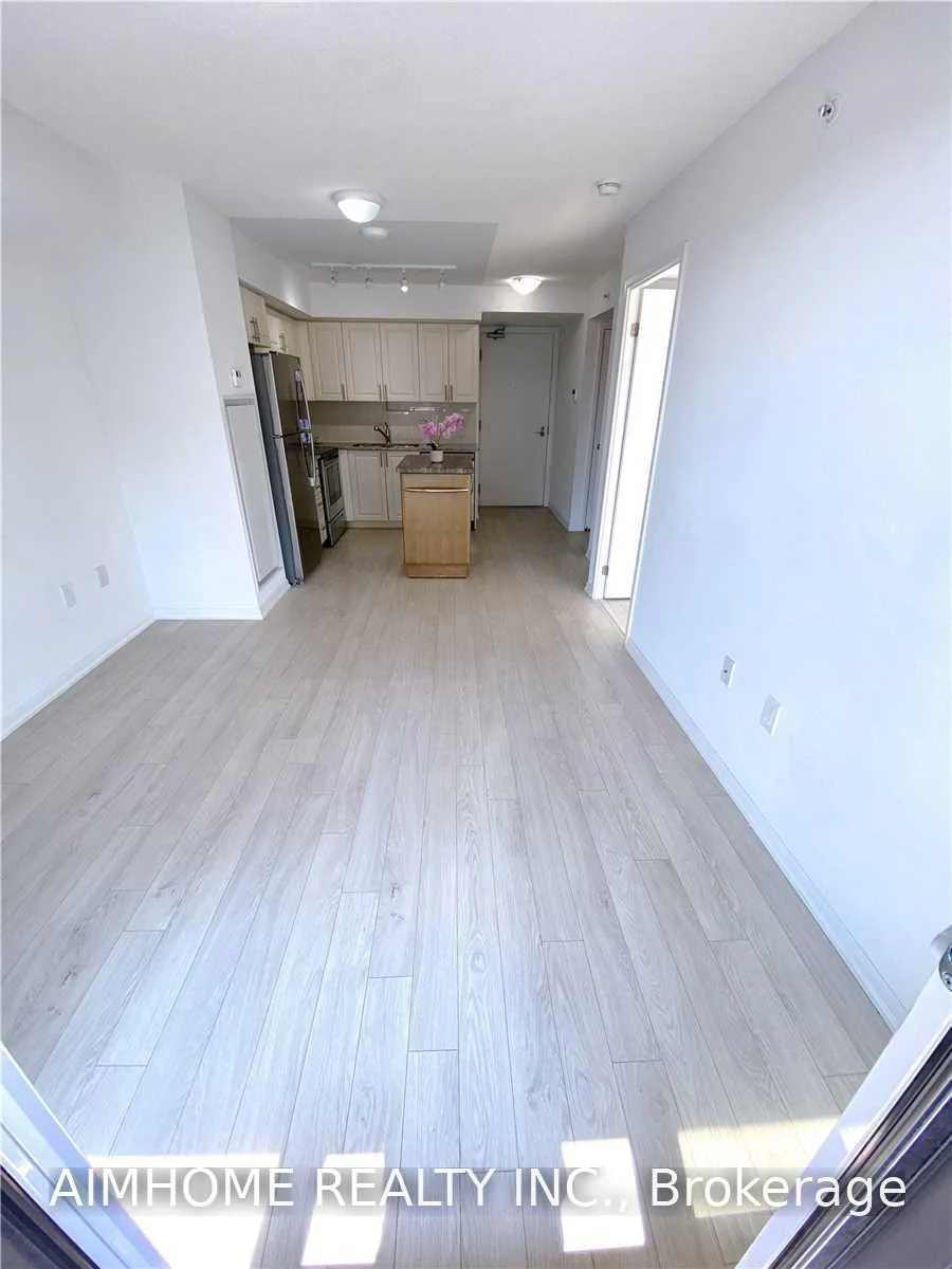 Photo 17 of Unit 1010, 3091 Dufferin Street, North York, Yorkdale-Glen Park — HOMEH
