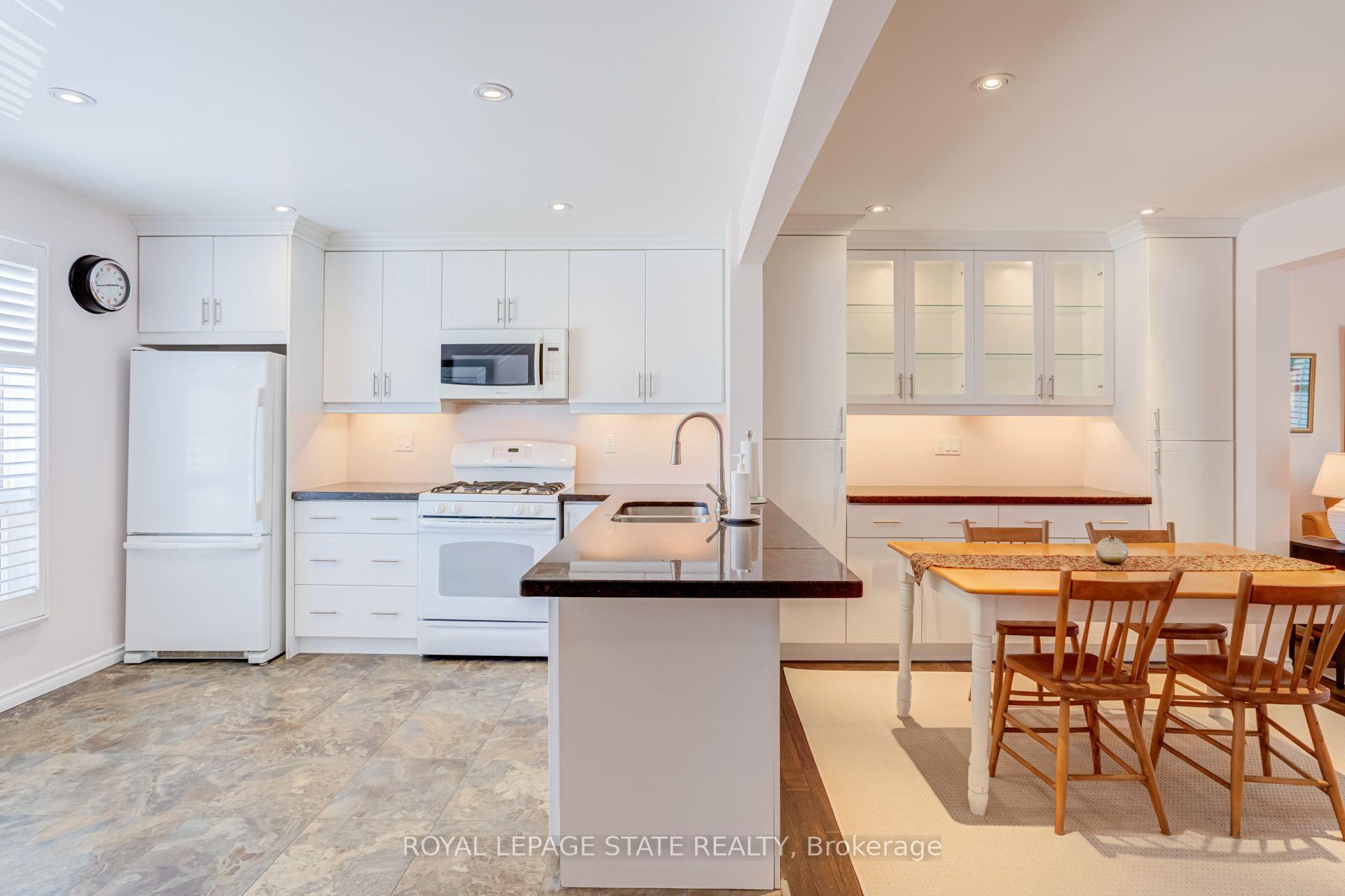 Photo 8 of Unit 34, 1301 Upper Gage Avenue, Hamilton, Quinndale — HOMEH