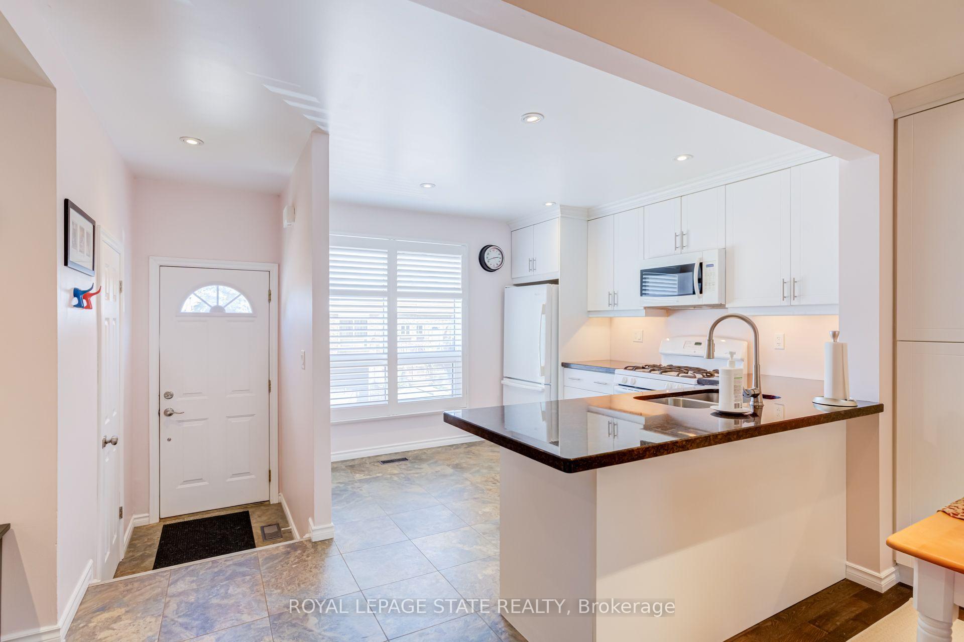 Photo 9 of Unit 34, 1301 Upper Gage Avenue, Hamilton, Quinndale — HOMEH