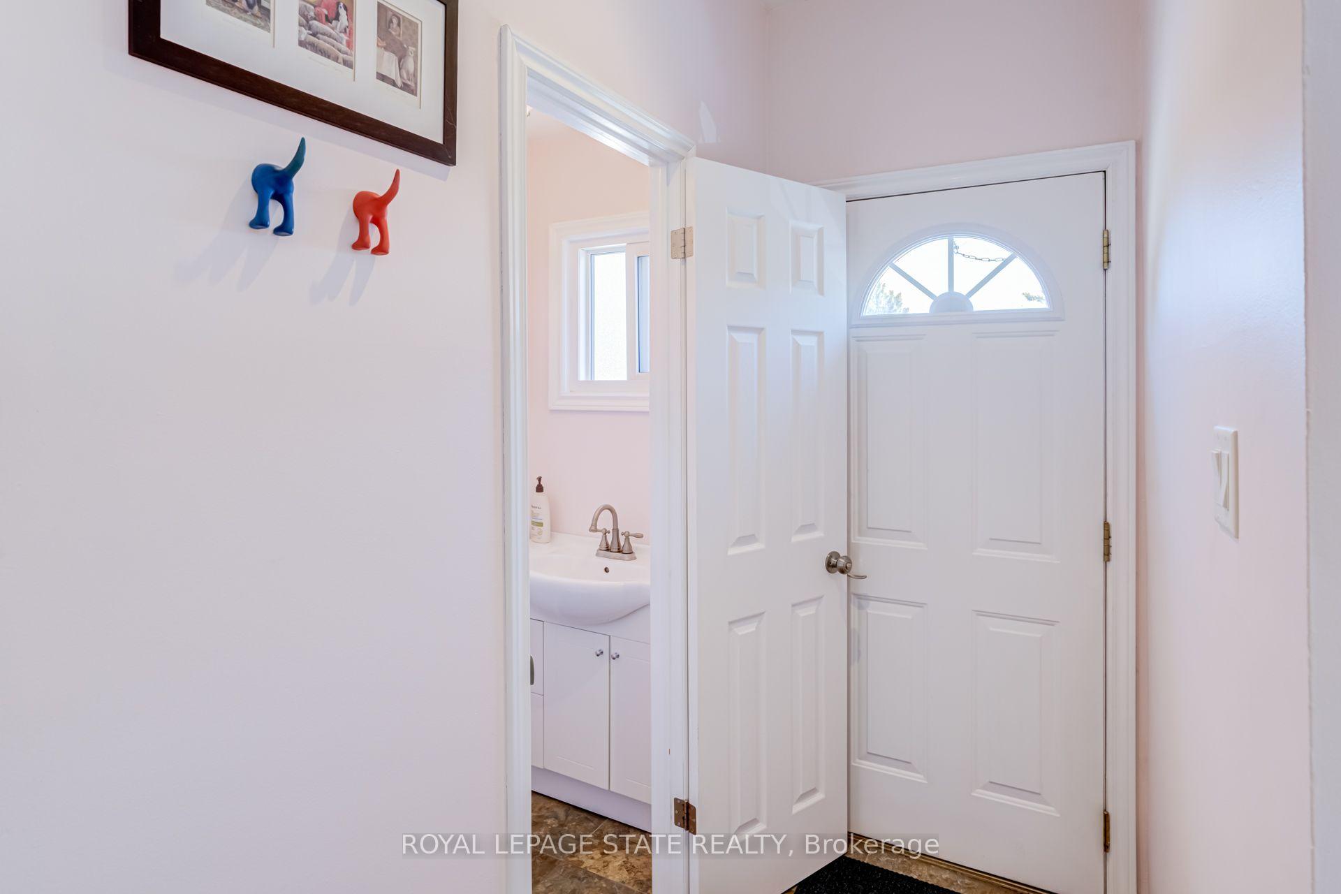 Photo 21 of Unit 34, 1301 Upper Gage Avenue, Hamilton, Quinndale — HOMEH