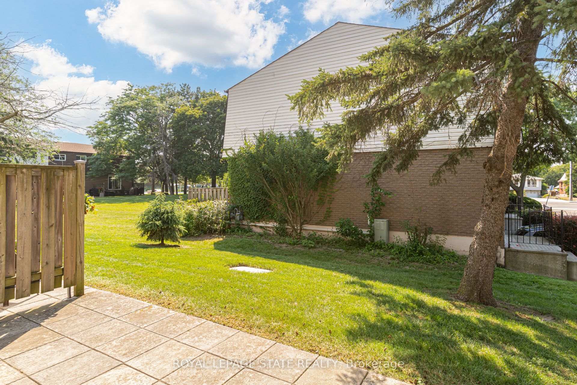 Photo 41 of Unit 34, 1301 Upper Gage Avenue, Hamilton, Quinndale — HOMEH