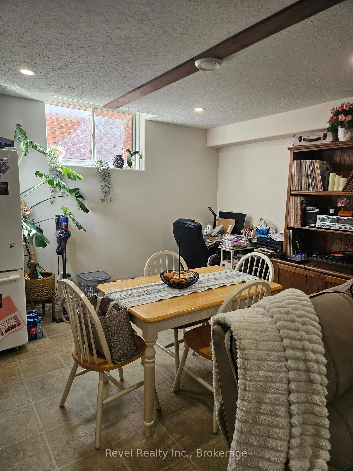 Photo 29 of Unit Lower, 59 Mcgibbon Boulevard, Kawartha Lakes, Lindsay — HOMEH