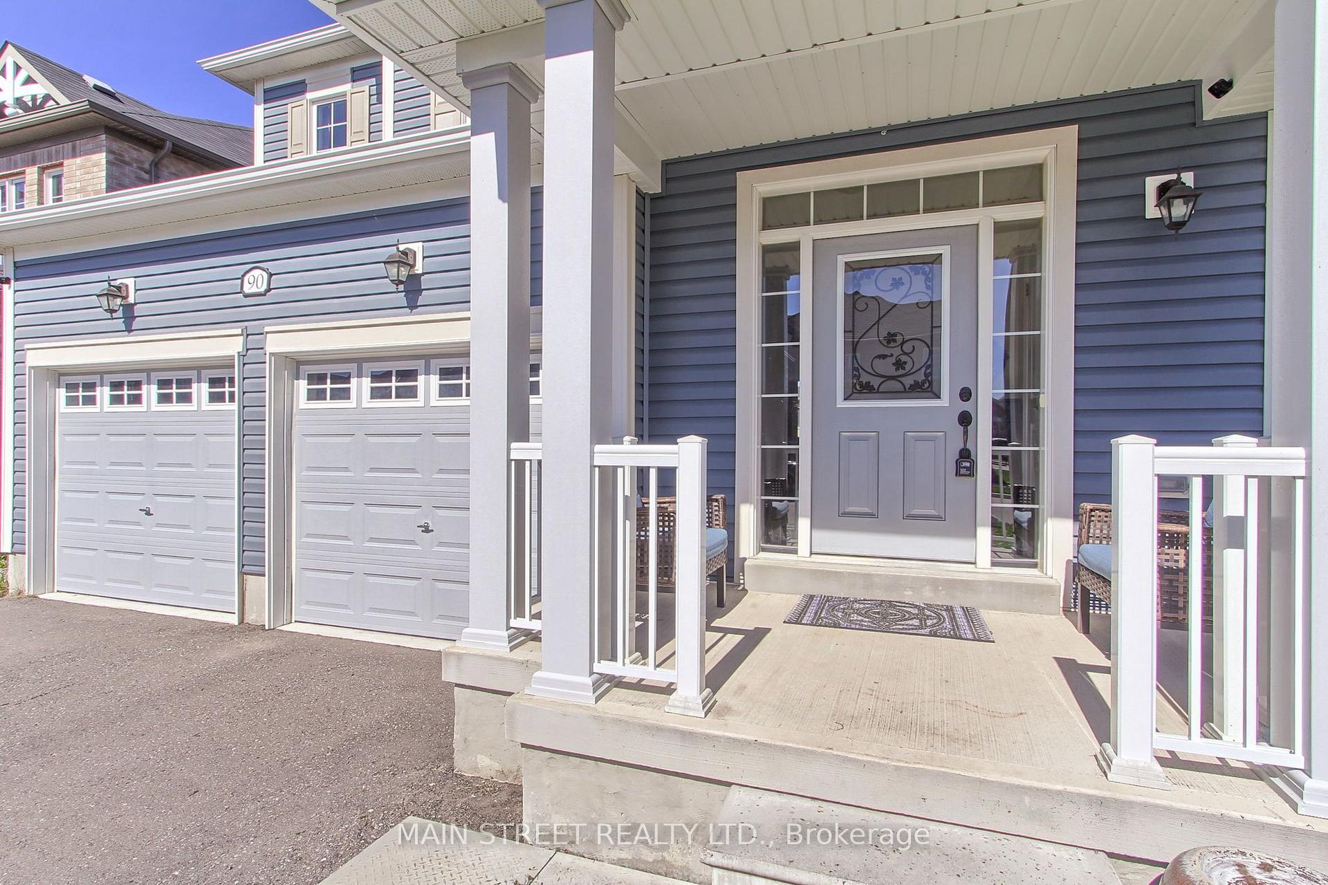 Photo 4 of 90 Kingknoll Crescent, Georgina, Keswick South — HOMEH