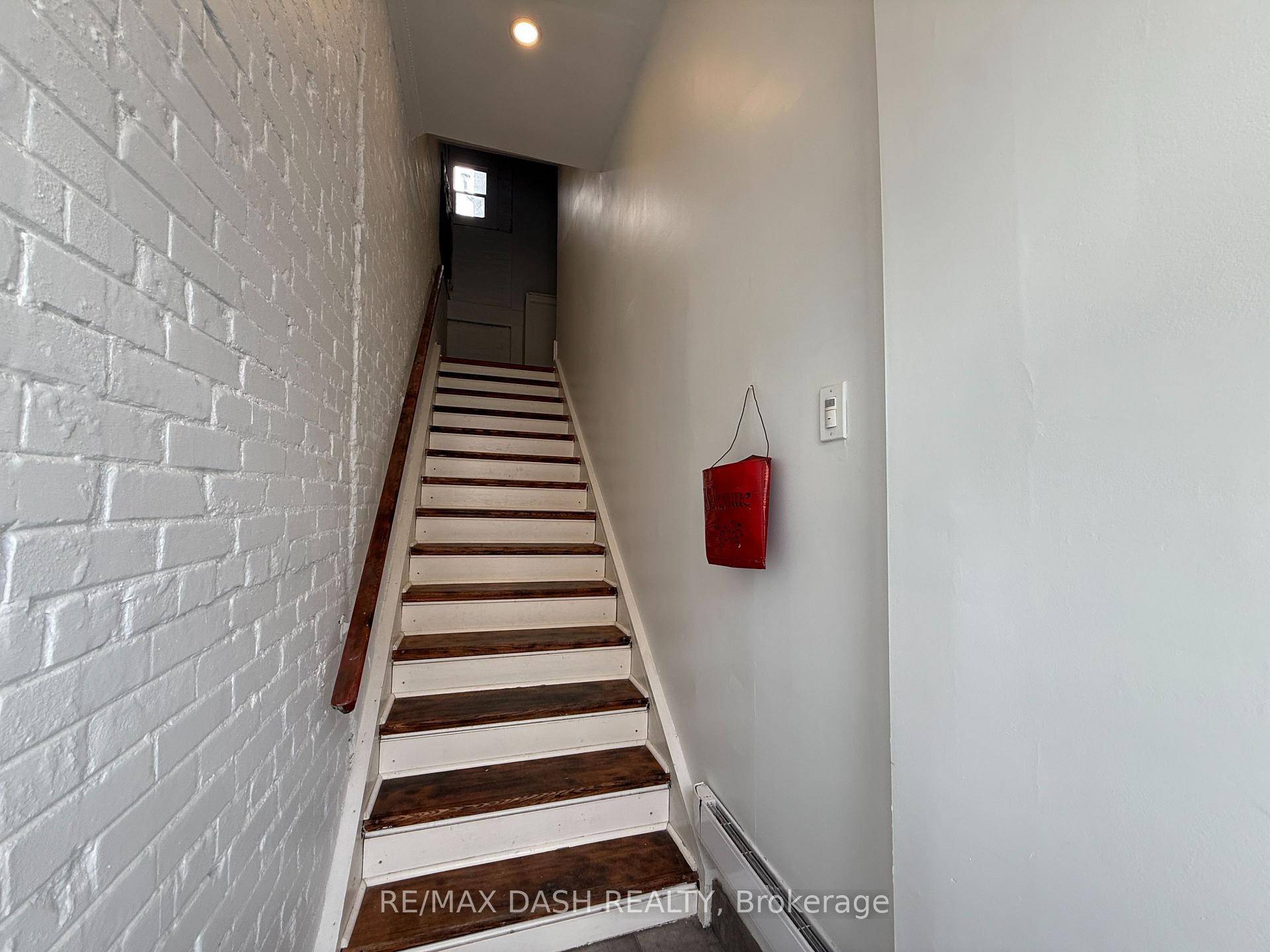 Photo 3 of Unit 2, 1303 Bloor Street W, Toronto, Dufferin Grove — HOMEH