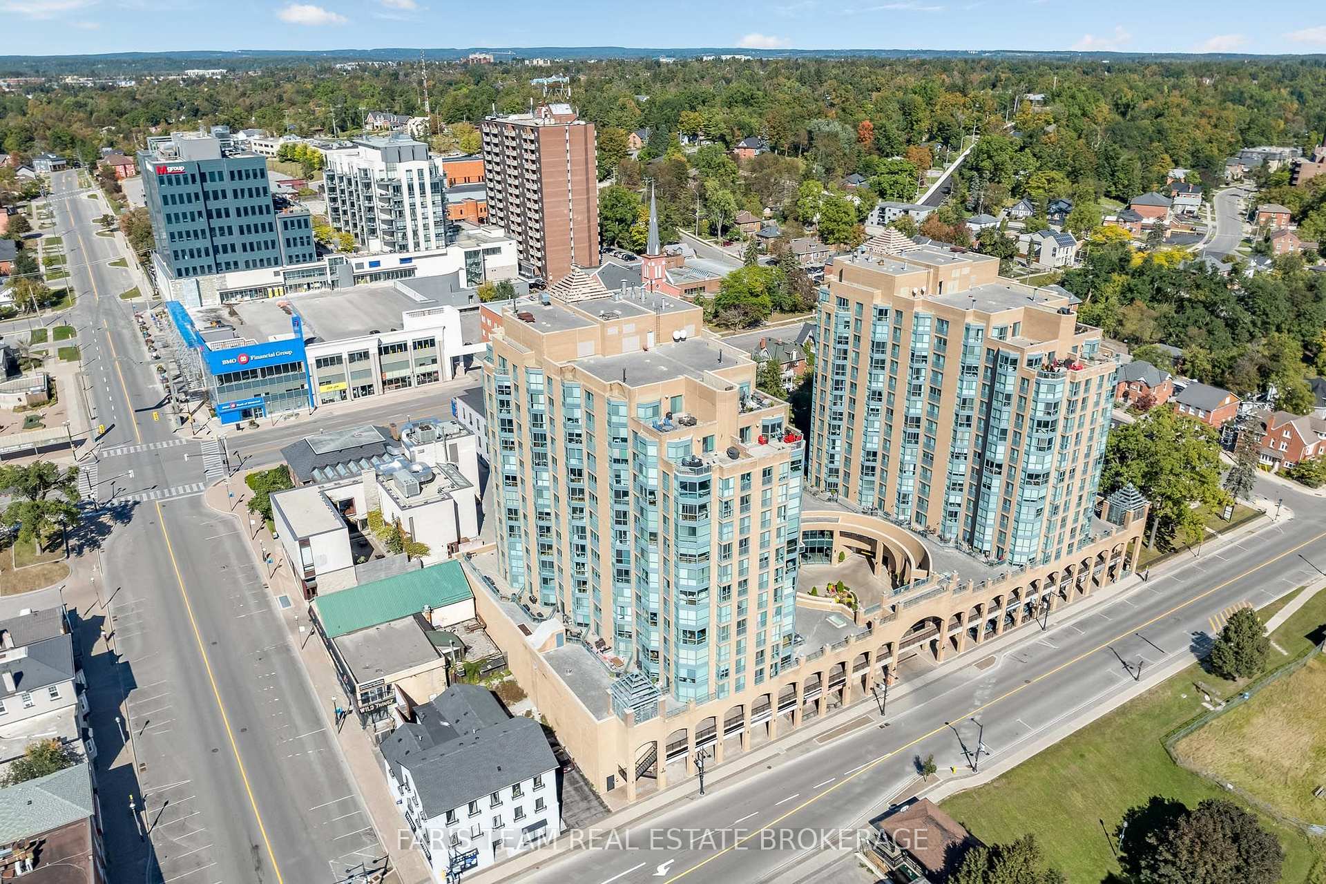 Photo of Unit 508, 140 Dunlop Street E