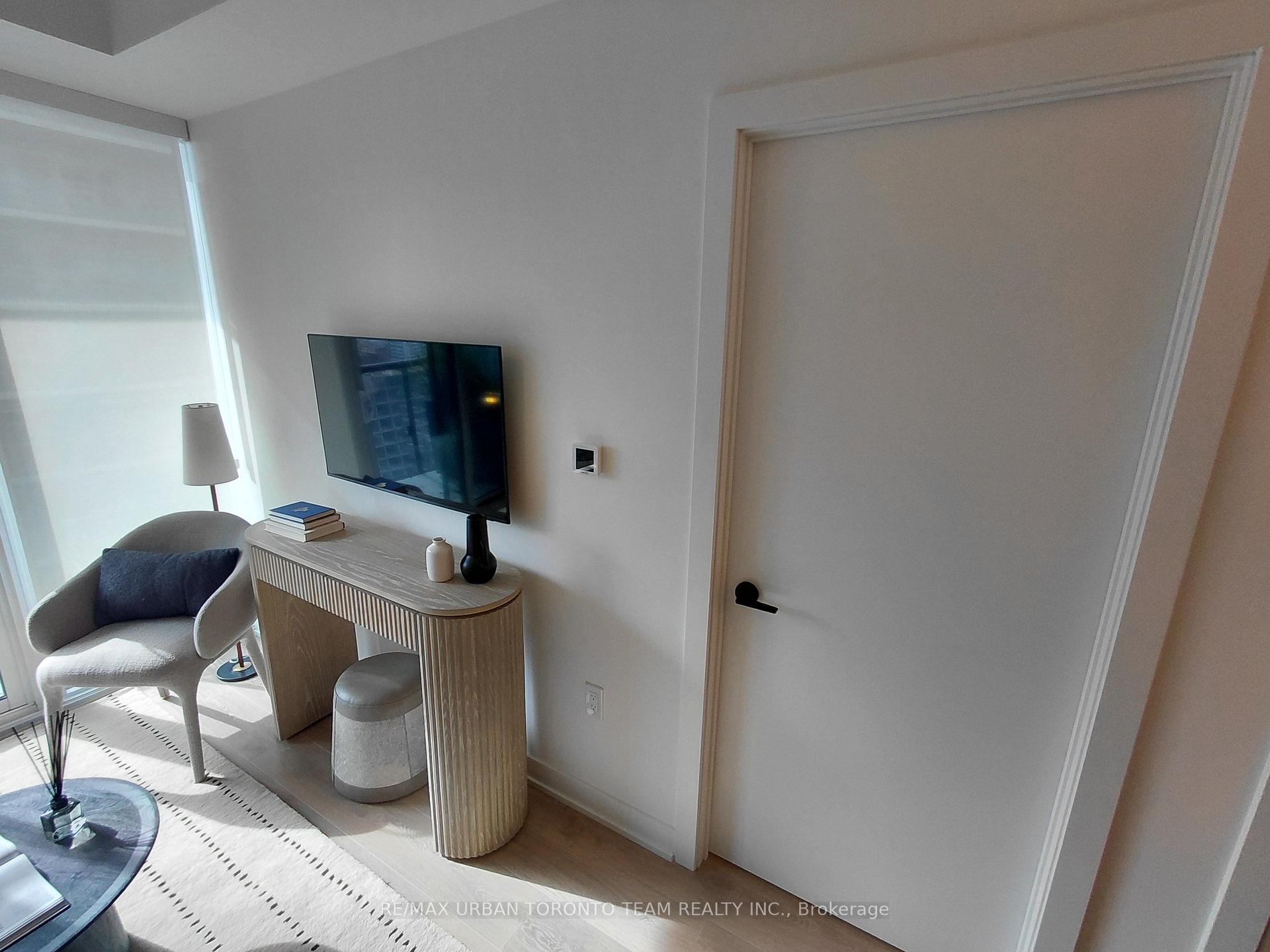 Photo 16 of Unit 3005, 127 Broadway Avenue, Toronto, Mount Pleasant West — HOMEH