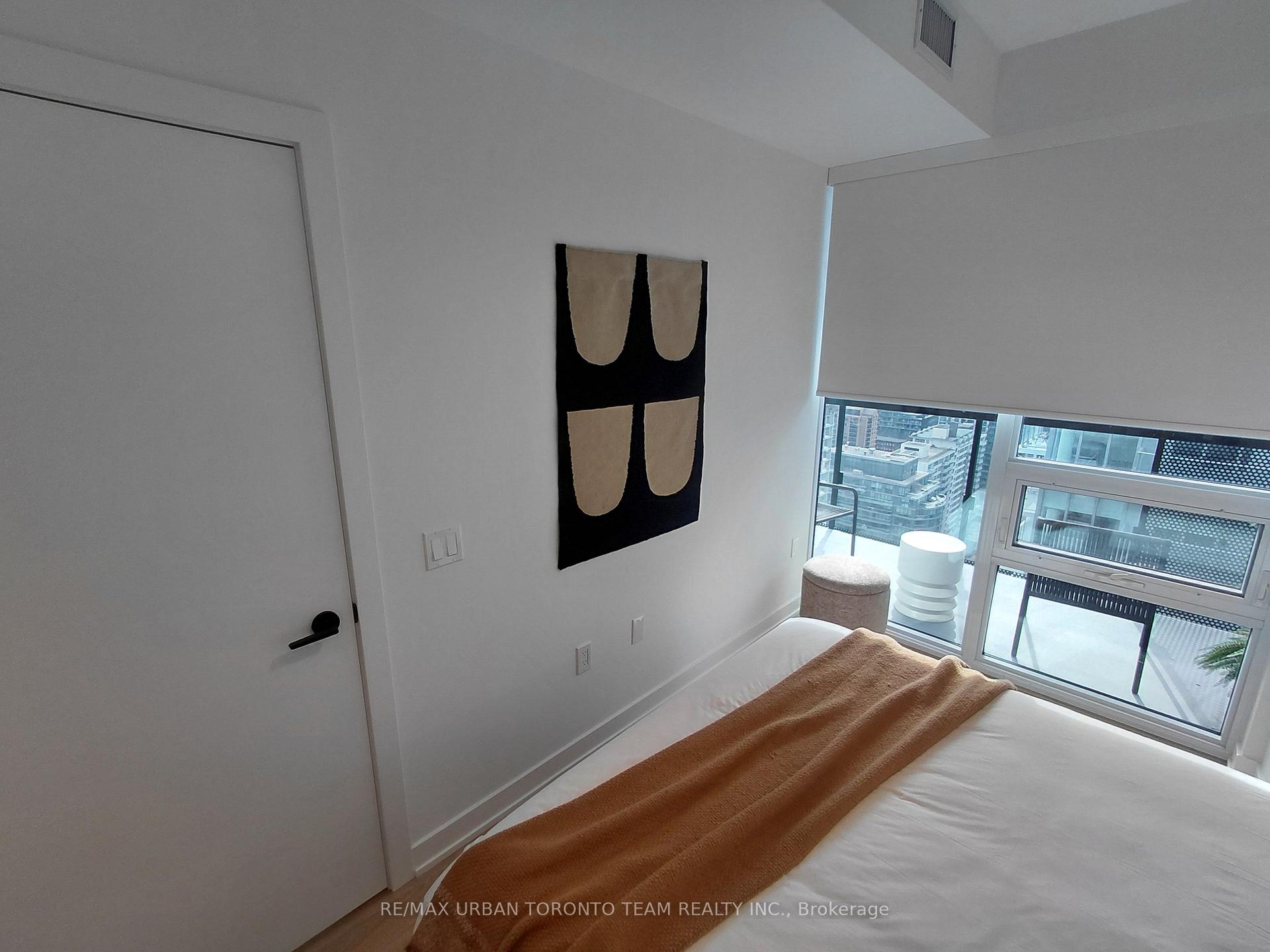 Photo 17 of Unit 3005, 127 Broadway Avenue, Toronto, Mount Pleasant West — HOMEH
