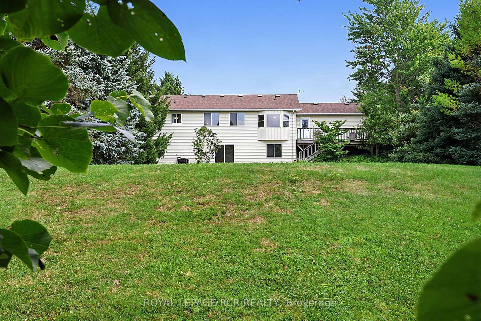 Photo 41 of 12 Peter Street, Amaranth, Rural Amaranth — HOMEH