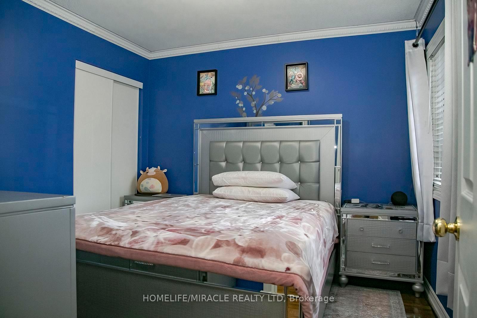 Photo 31 of 81 Narrow Valley Crescent, Brampton, Sandringham-Wellington — HOMEH