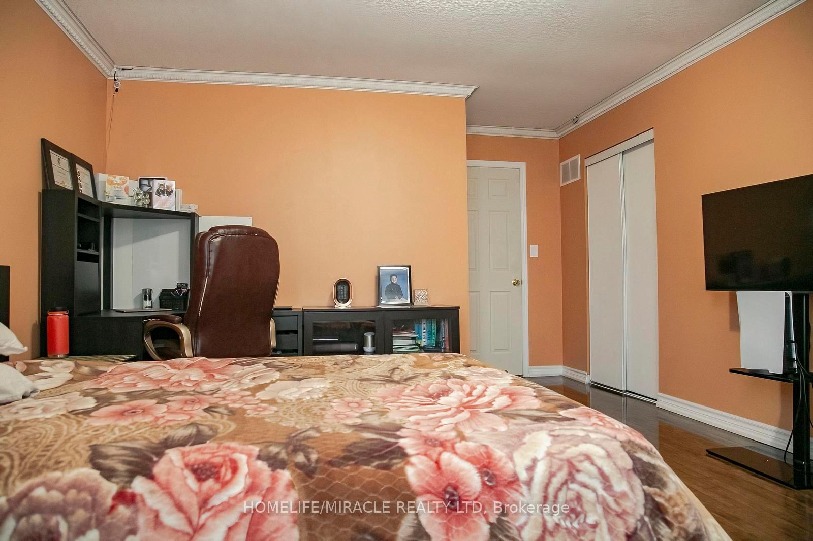 Photo 36 of 81 Narrow Valley Crescent, Brampton, Sandringham-Wellington — HOMEH