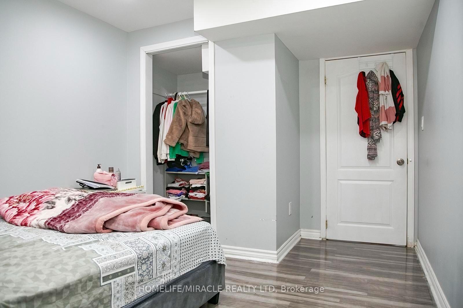 Photo 42 of 81 Narrow Valley Crescent, Brampton, Sandringham-Wellington — HOMEH