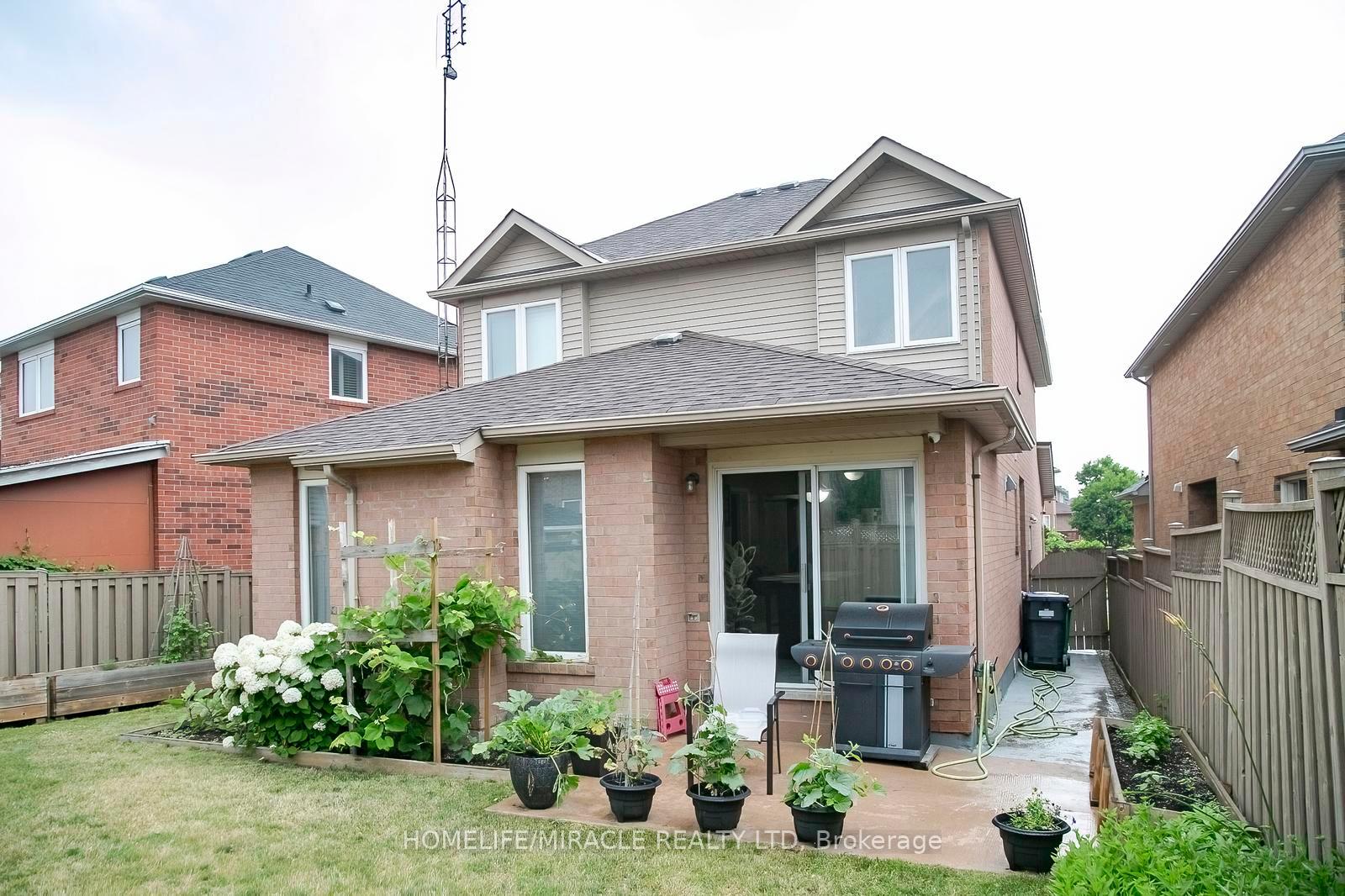 Photo 47 of 81 Narrow Valley Crescent, Brampton, Sandringham-Wellington — HOMEH