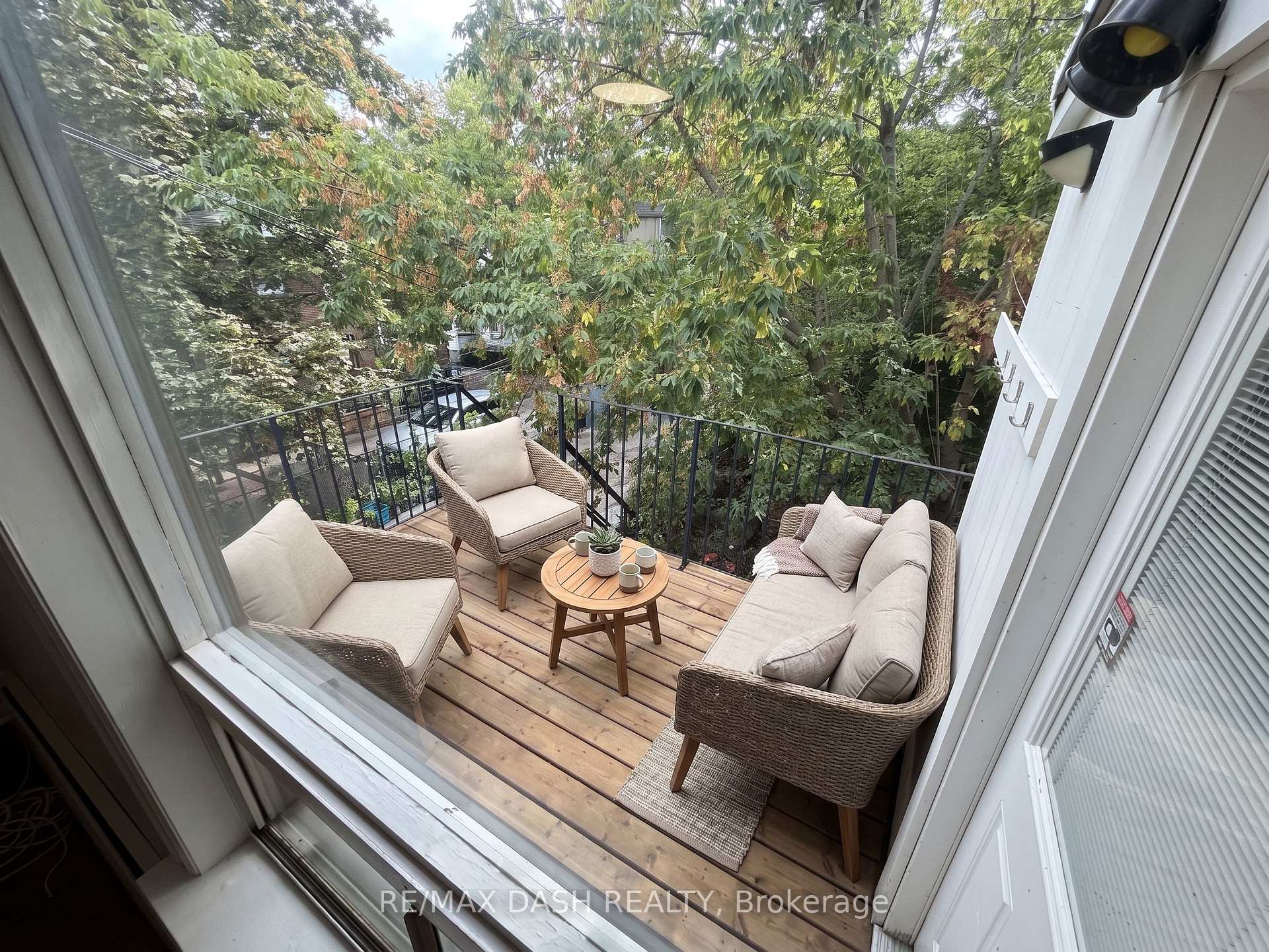 Photo 2 of Unit 3, 1303 Bloor Street W, Toronto, Dufferin Grove — HOMEH