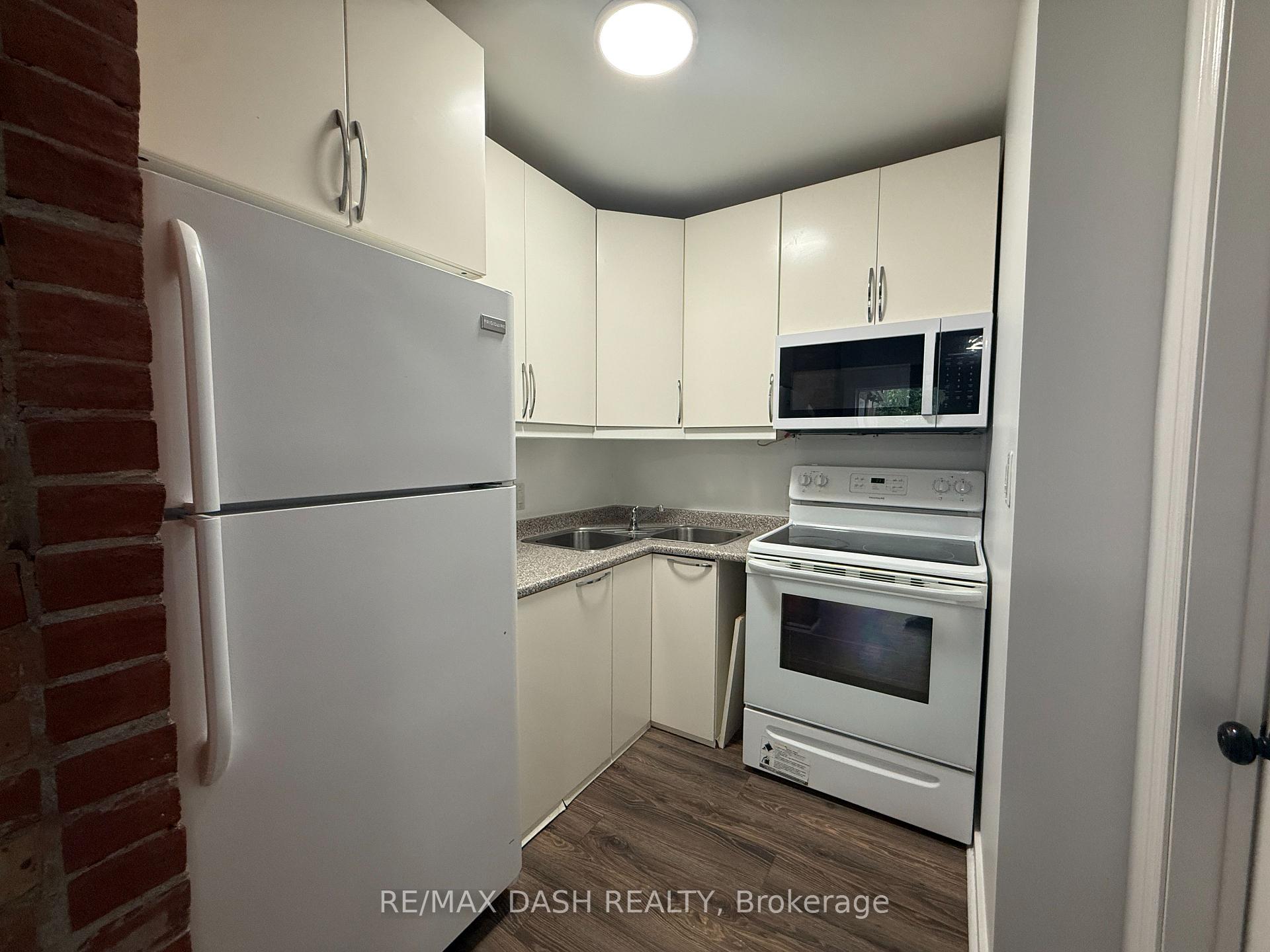 Photo 7 of Unit 3, 1303 Bloor Street W, Toronto, Dufferin Grove — HOMEH