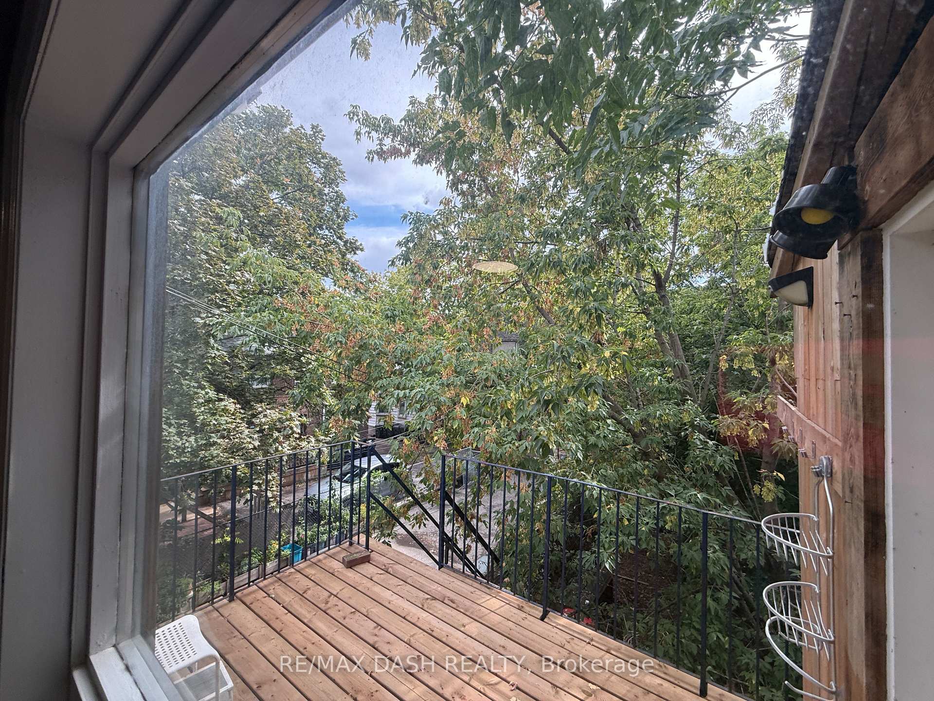 Photo 10 of Unit 3, 1303 Bloor Street W, Toronto, Dufferin Grove — HOMEH