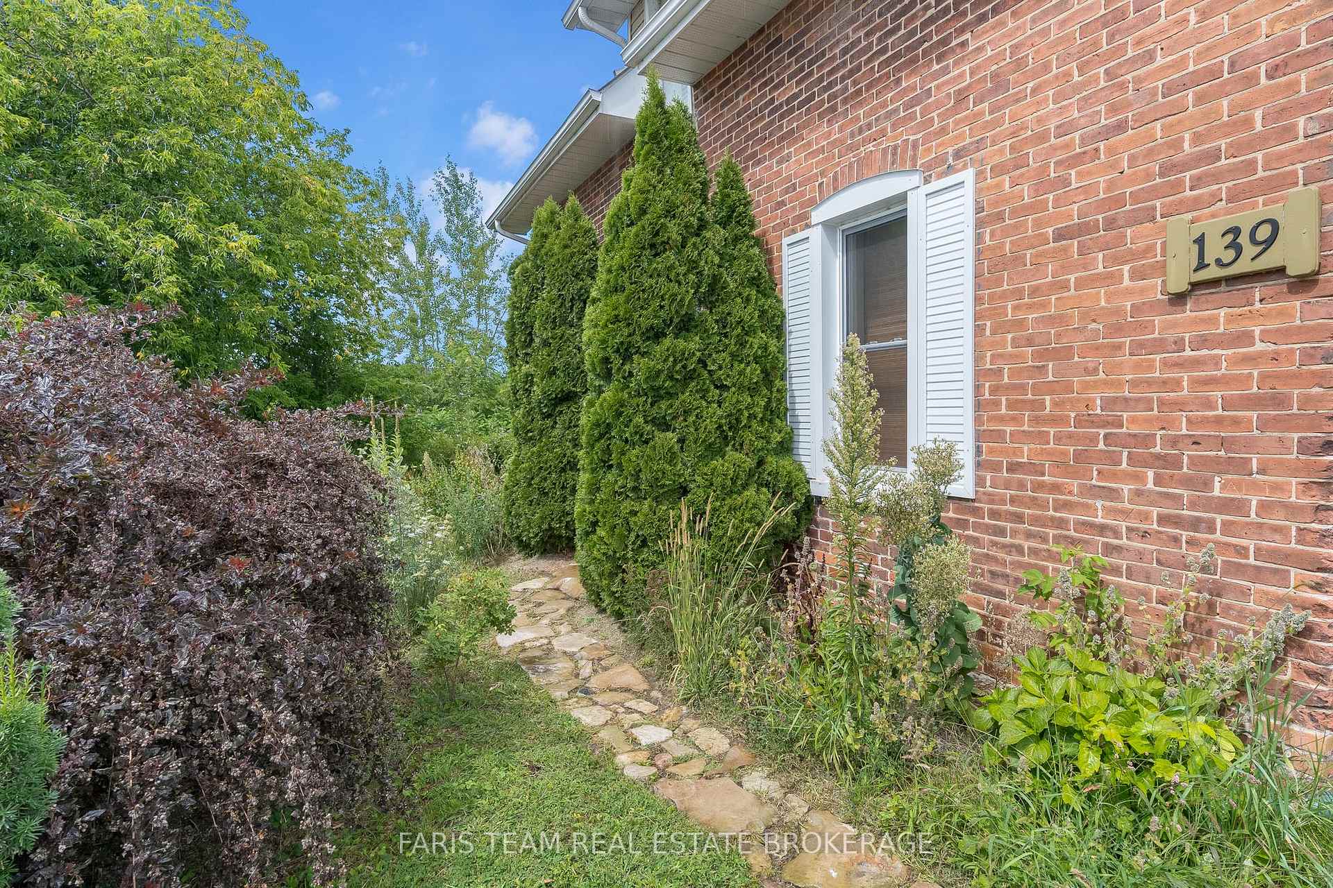 Photo 2 of 139 Veterans Lane, Tay, Victoria Harbour — HOMEH