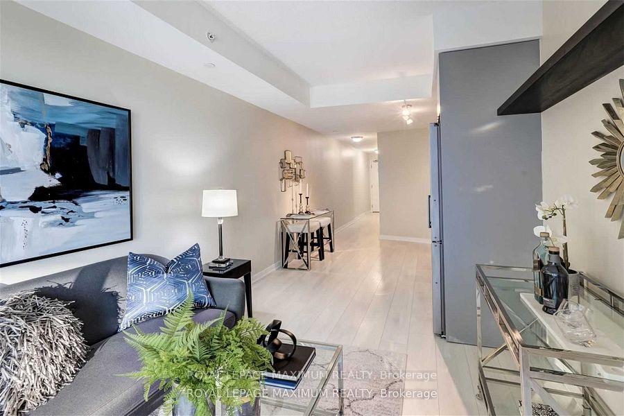 Photo 8 of Unit 1401, 51 East Liberty Street, Toronto, Niagara — HOMEH