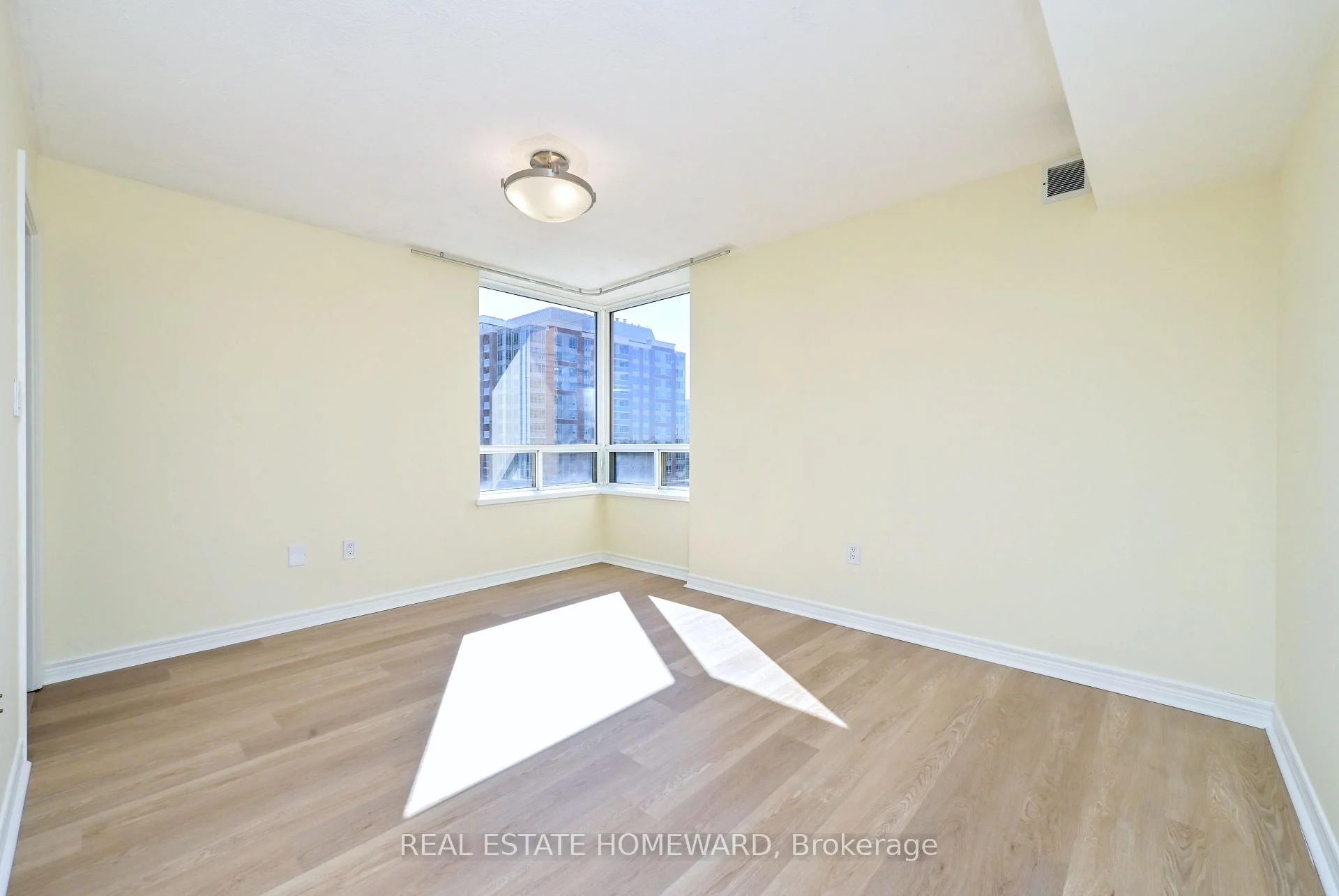 Photo 24 of Unit 916, 88 Grandview Way, North York, Willowdale East — HOMEH