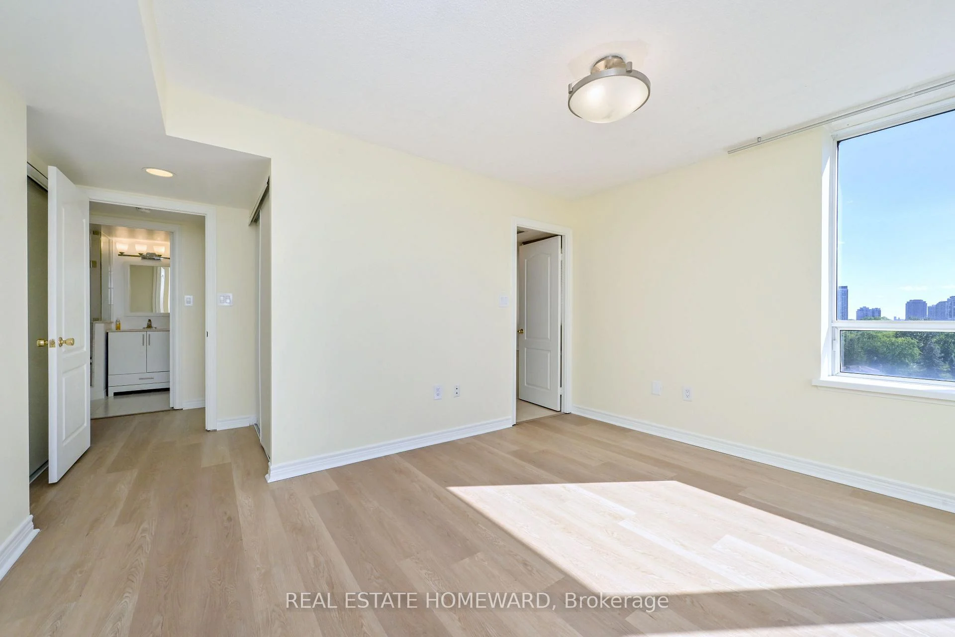Photo 25 of Unit 916, 88 Grandview Way, North York, Willowdale East — HOMEH