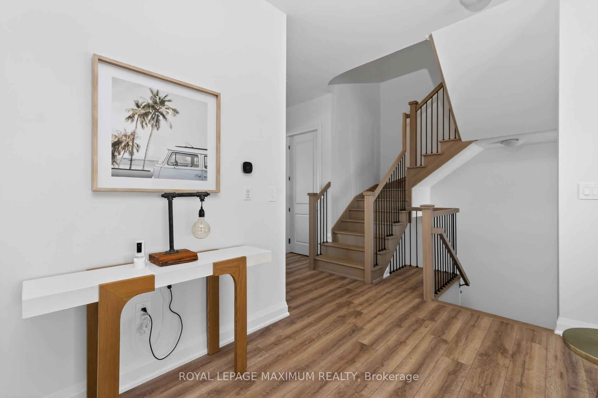 Photo 4 of Unit 9, 11 Bay Street, Blue Mountains — HOMEH