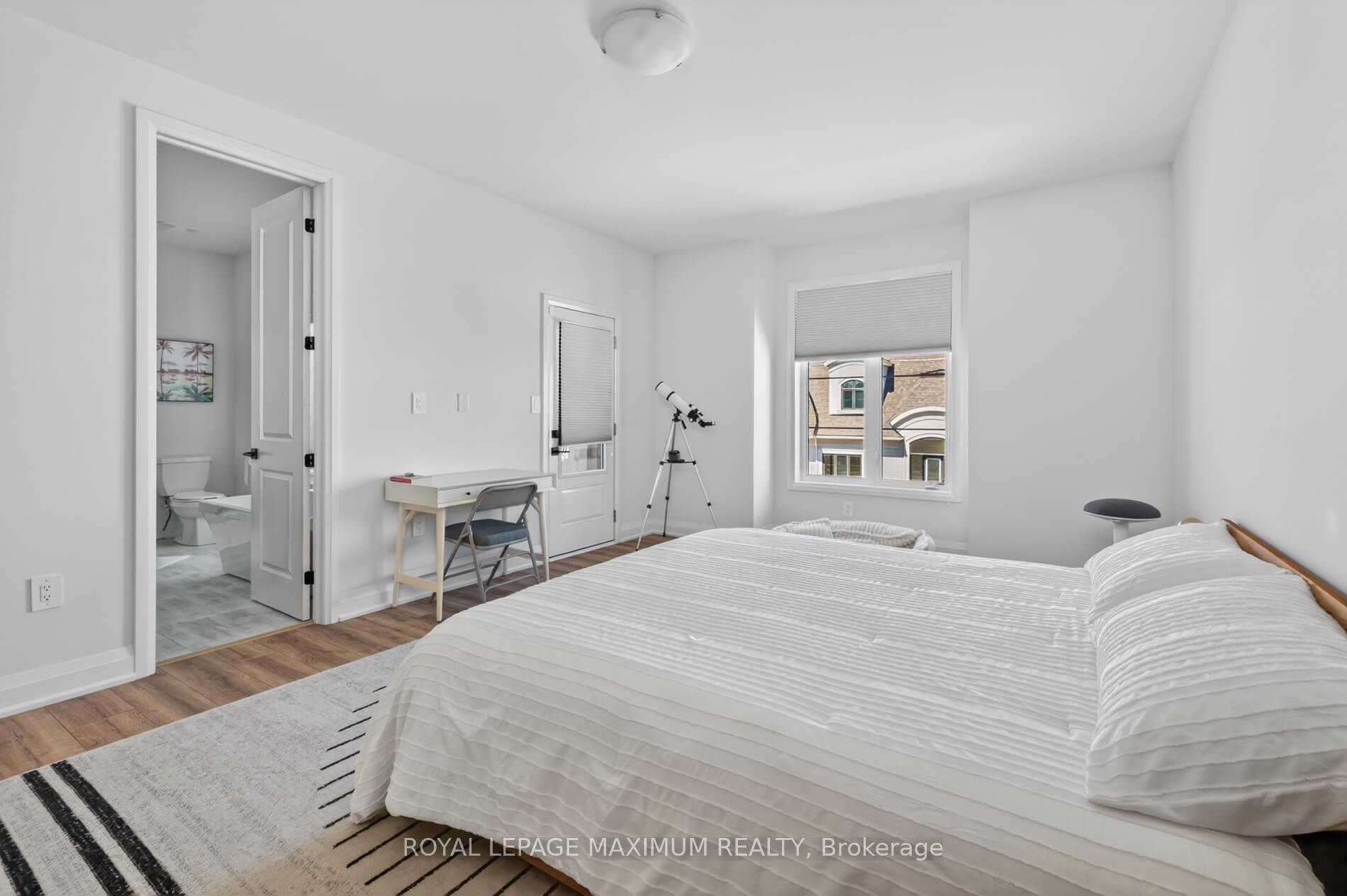 Photo 22 of Unit 9, 11 Bay Street, Blue Mountains — HOMEH