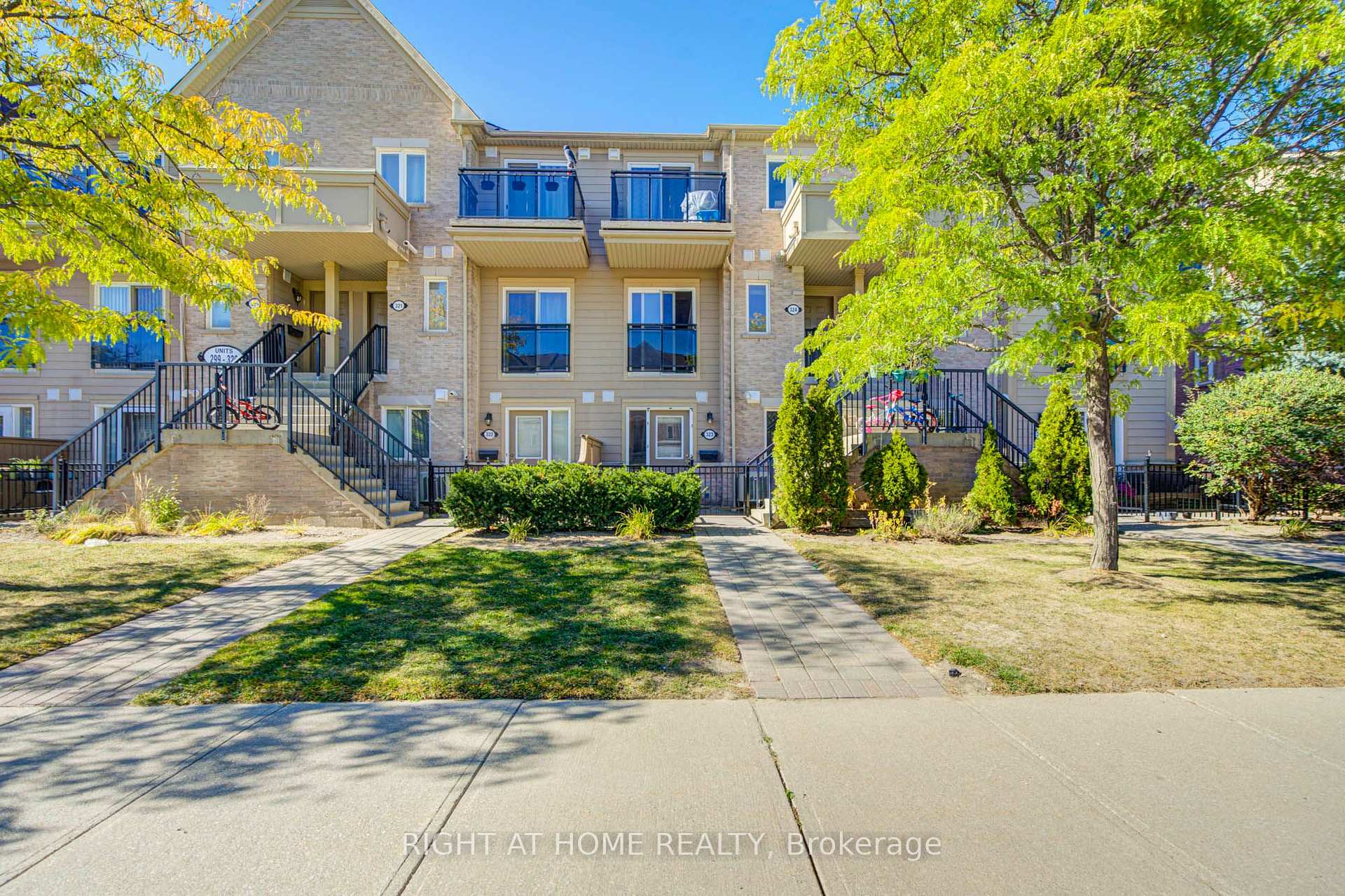 Front of Unit 323, 4975 Southampton Drive