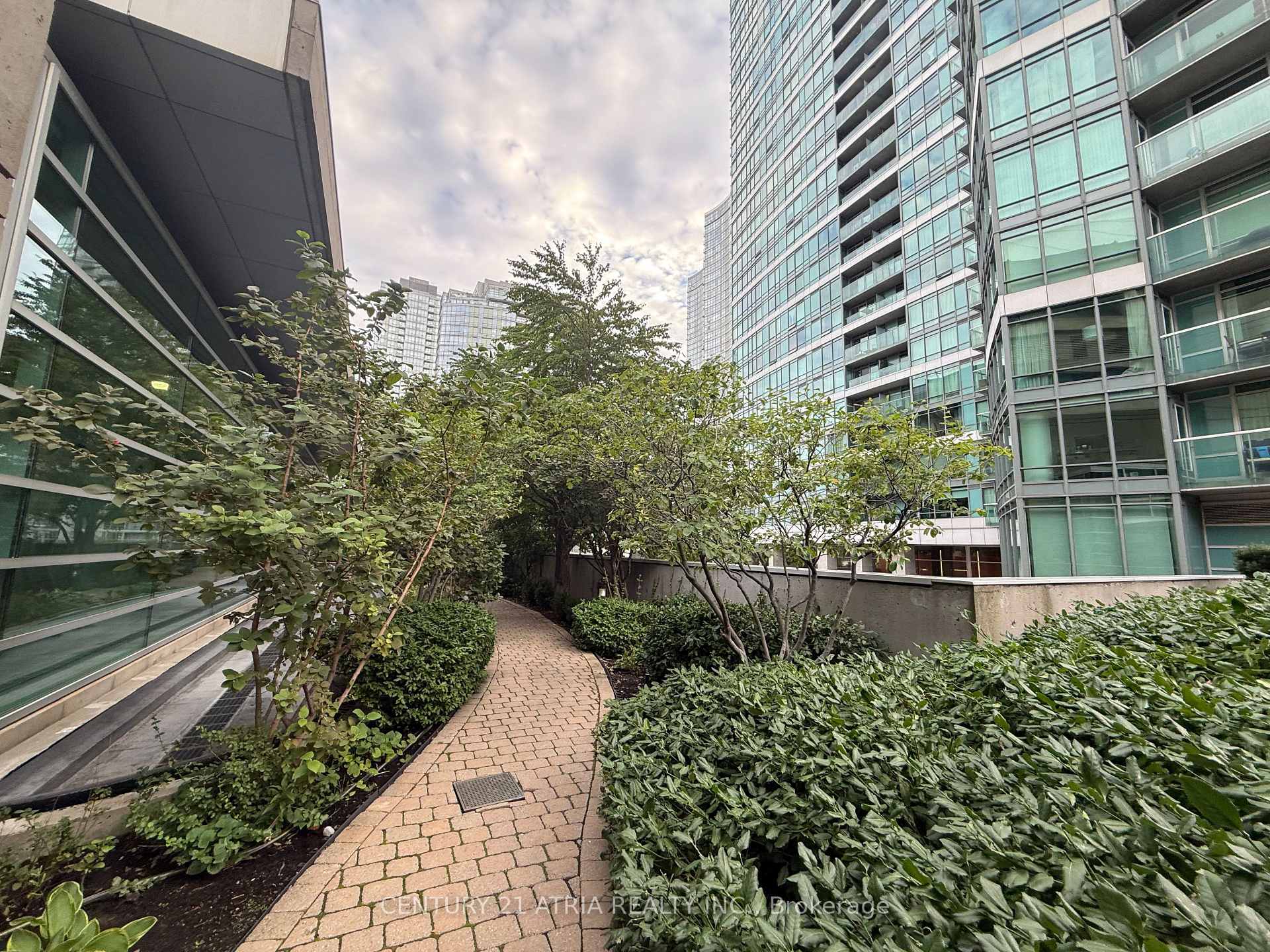Photo 18 of Unit 1106, 81 Navy Wharf Court, Toronto, Waterfront Communities — HOMEH
