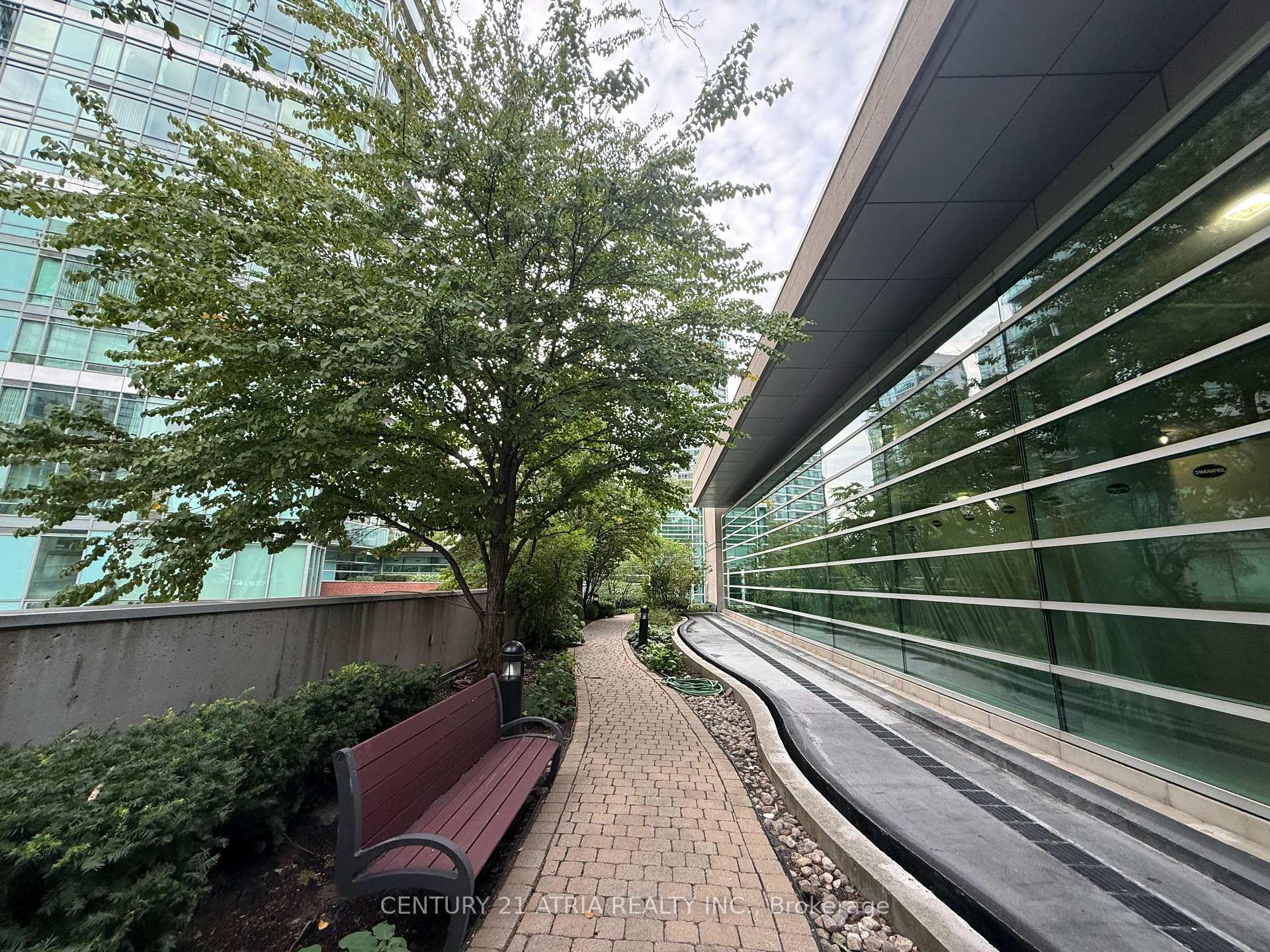 Photo 21 of Unit 1106, 81 Navy Wharf Court, Toronto, Waterfront Communities — HOMEH