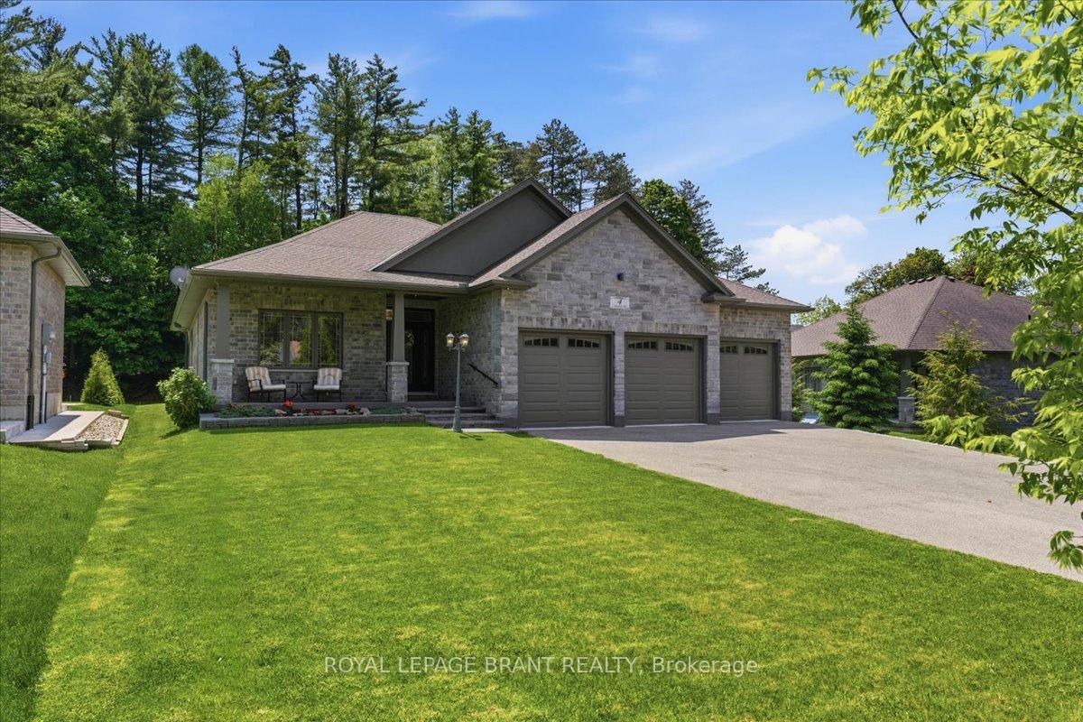 Photo 2 of 4 Lynndale Road, Norfolk, Simcoe — HOMEH