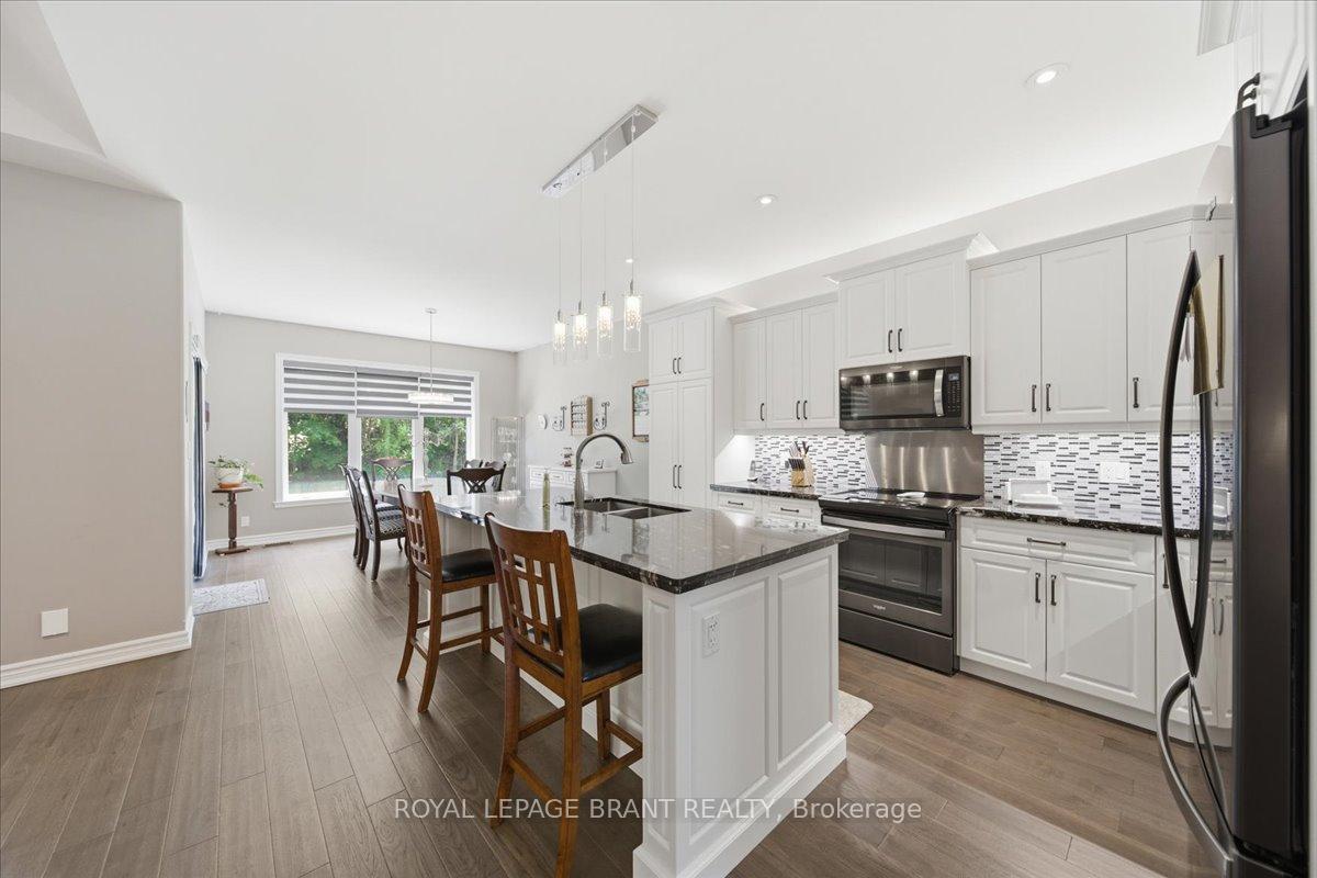 Photo 9 of 4 Lynndale Road, Norfolk, Simcoe — HOMEH