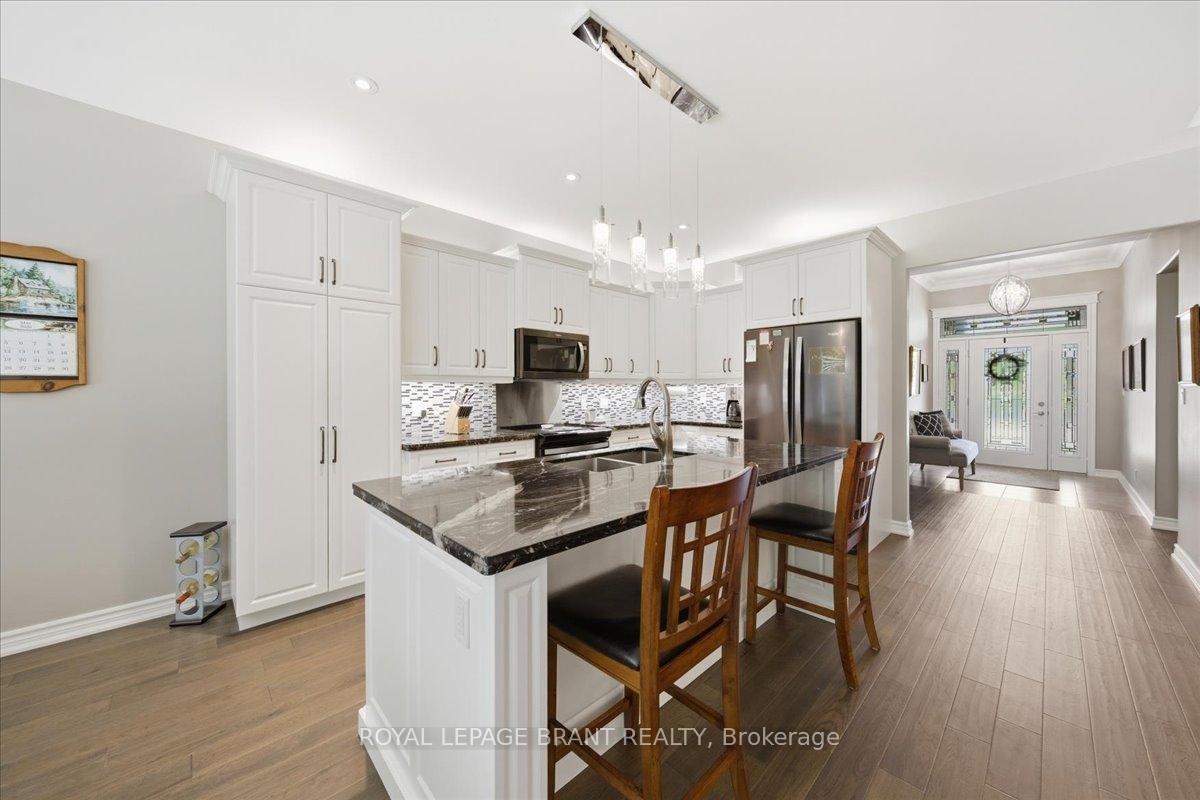 Photo 11 of 4 Lynndale Road, Norfolk, Simcoe — HOMEH