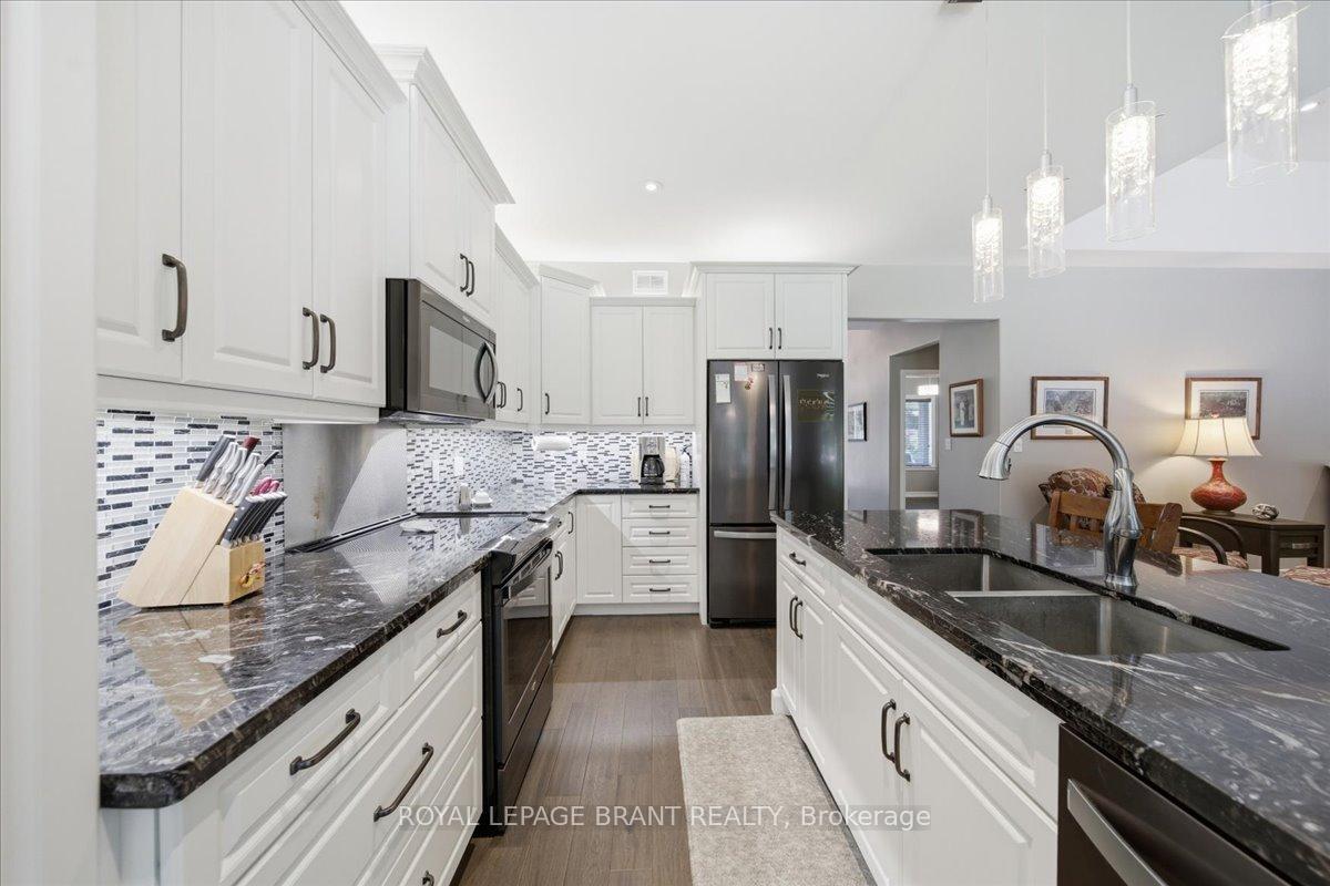 Photo 13 of 4 Lynndale Road, Norfolk, Simcoe — HOMEH