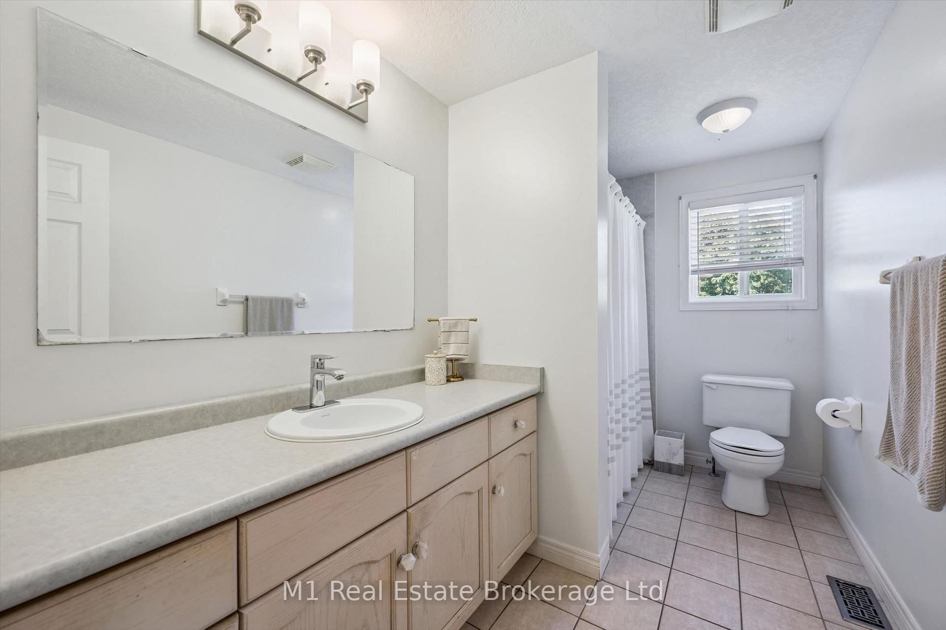Photo 16 of 106 Bellamy Crescent, Centre Wellington, Fergus — HOMEH