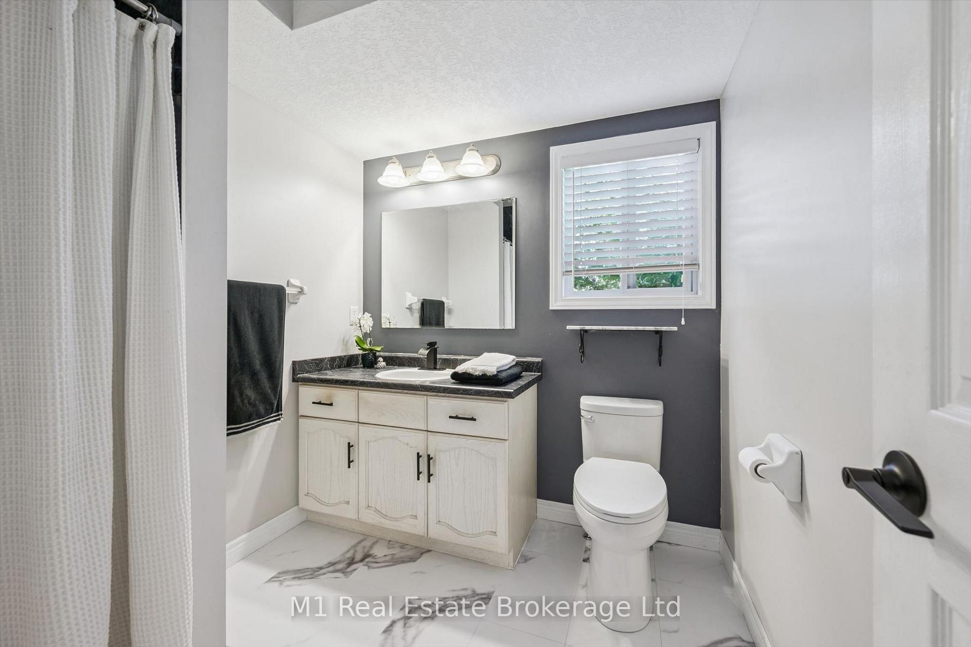 Photo 21 of 106 Bellamy Crescent, Centre Wellington, Fergus — HOMEH