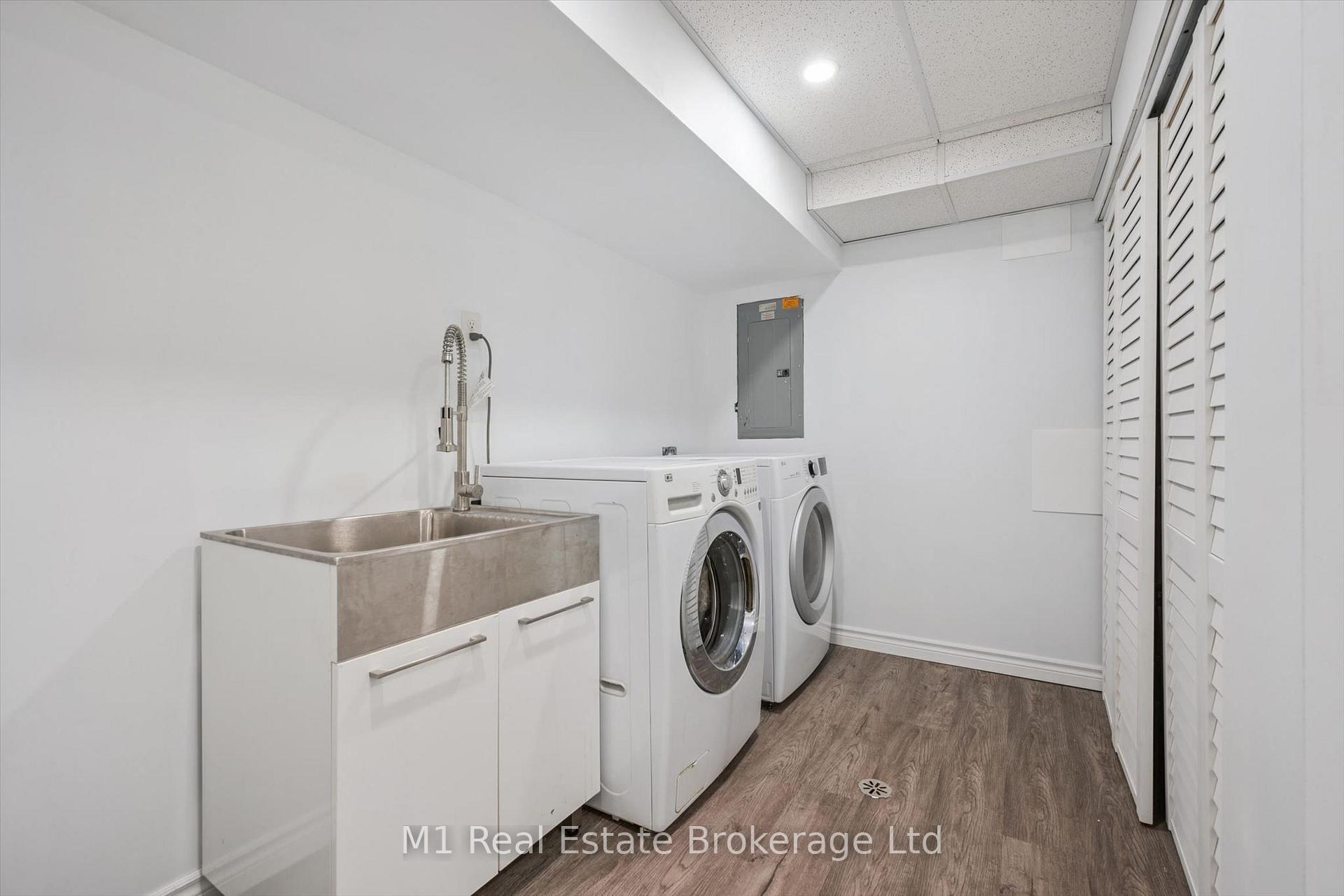 Photo 26 of 106 Bellamy Crescent, Centre Wellington, Fergus — HOMEH