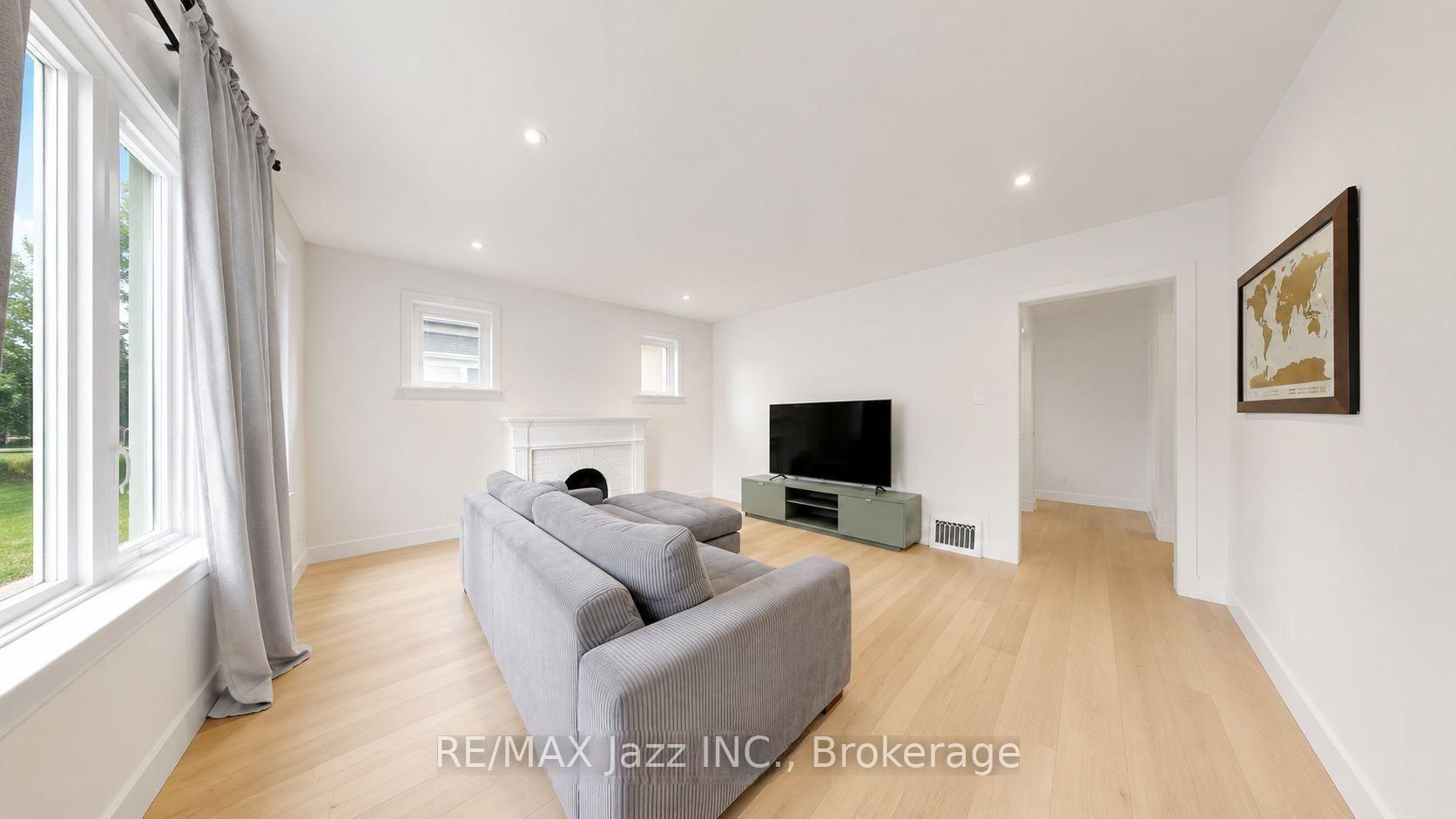 Photo 7 of 388 Eagle Street, Newmarket, Central Newmarket — HOMEH