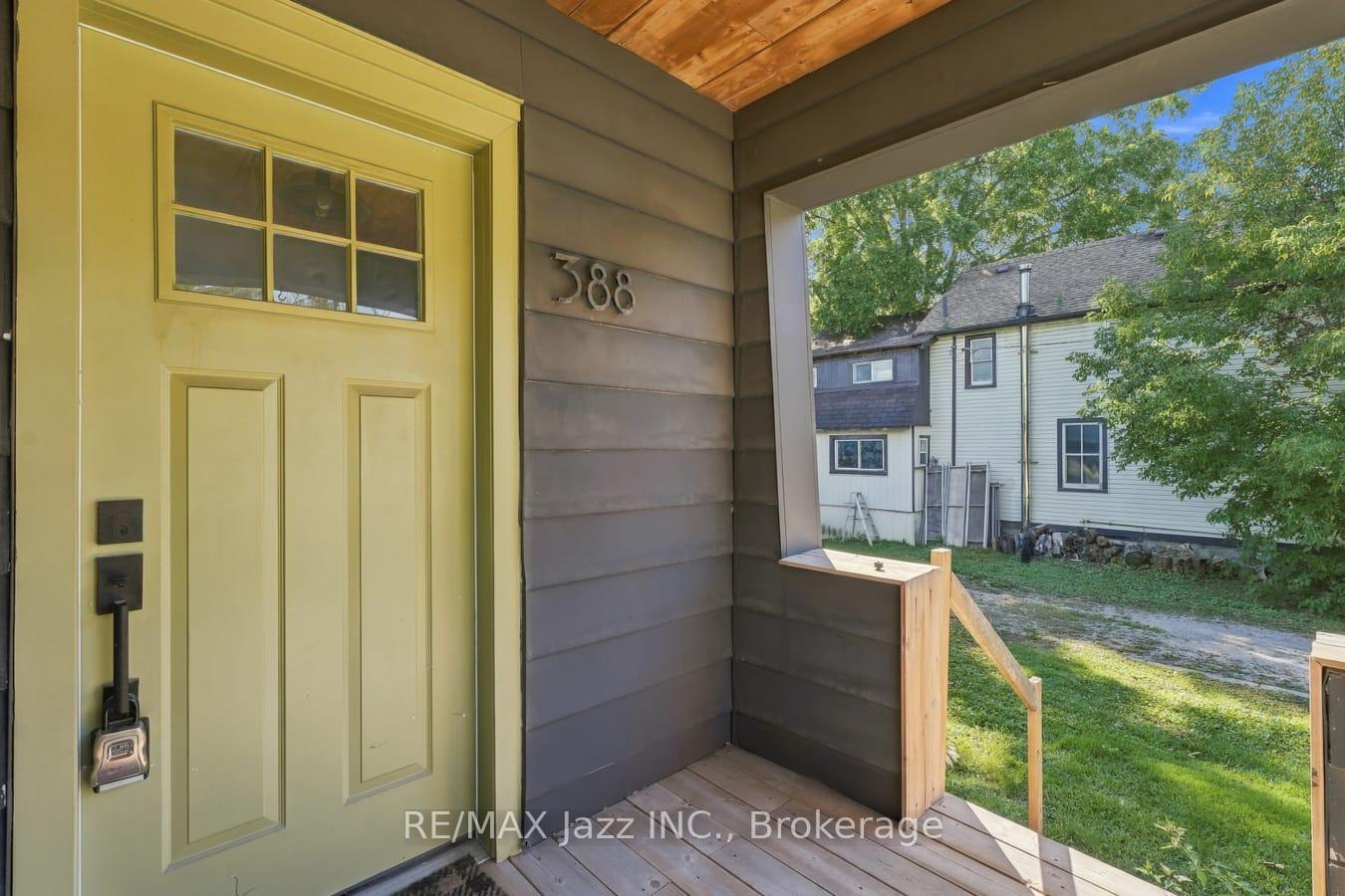 Photo 3 of 388 Eagle Street, Newmarket, Central Newmarket — HOMEH