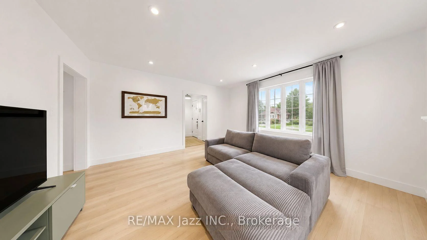 Photo 8 of 388 Eagle Street, Newmarket, Central Newmarket — HOMEH