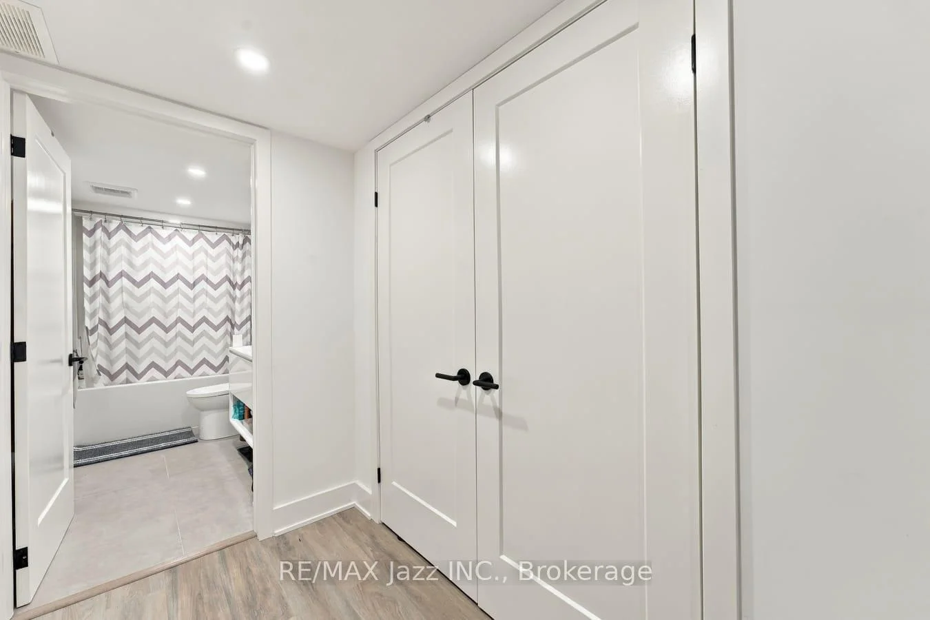 Photo 40 of 388 Eagle Street, Newmarket, Central Newmarket — HOMEH